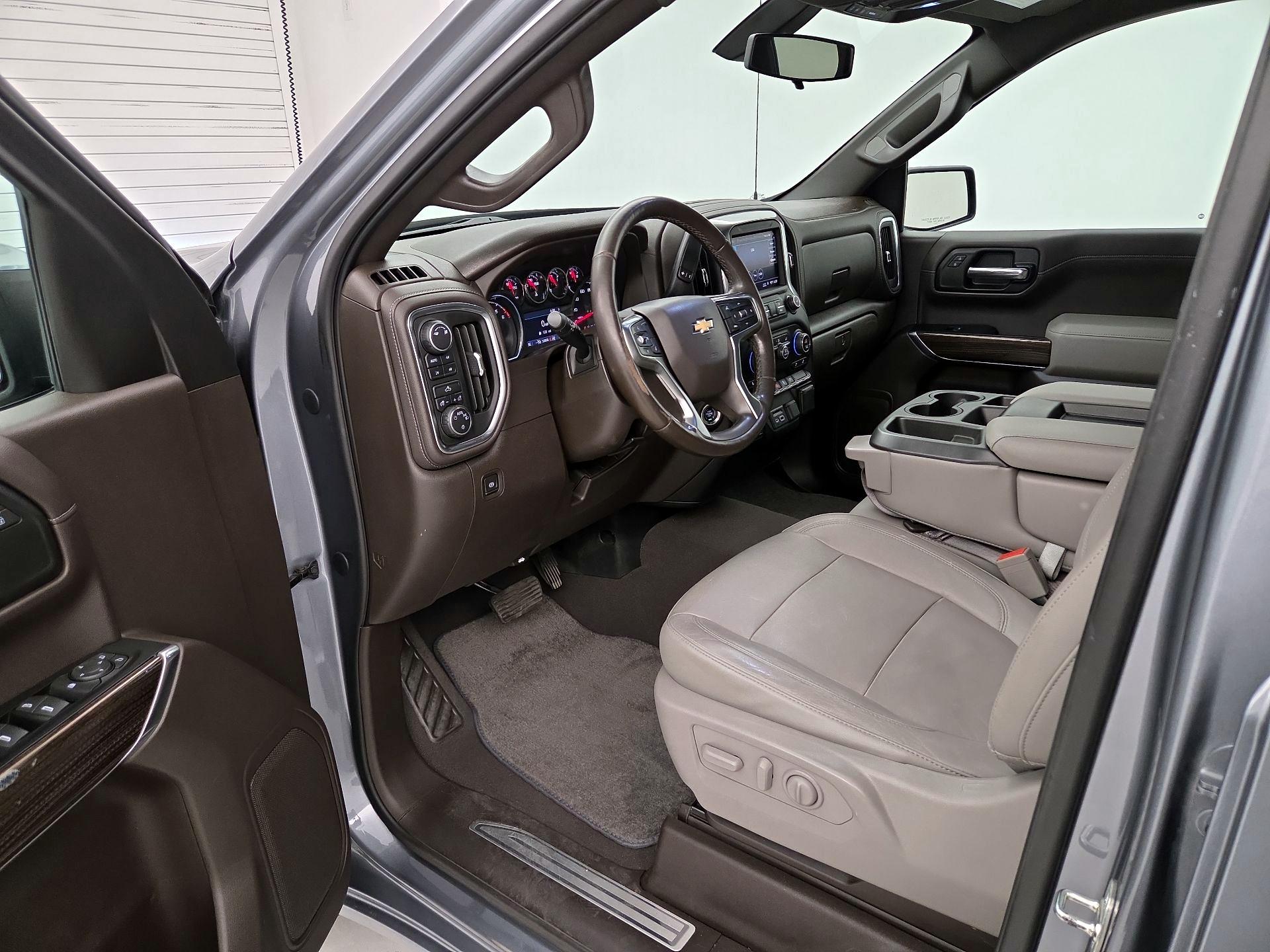 Thumbnail: 2019 Chevrolet Silverado 1500 - 11