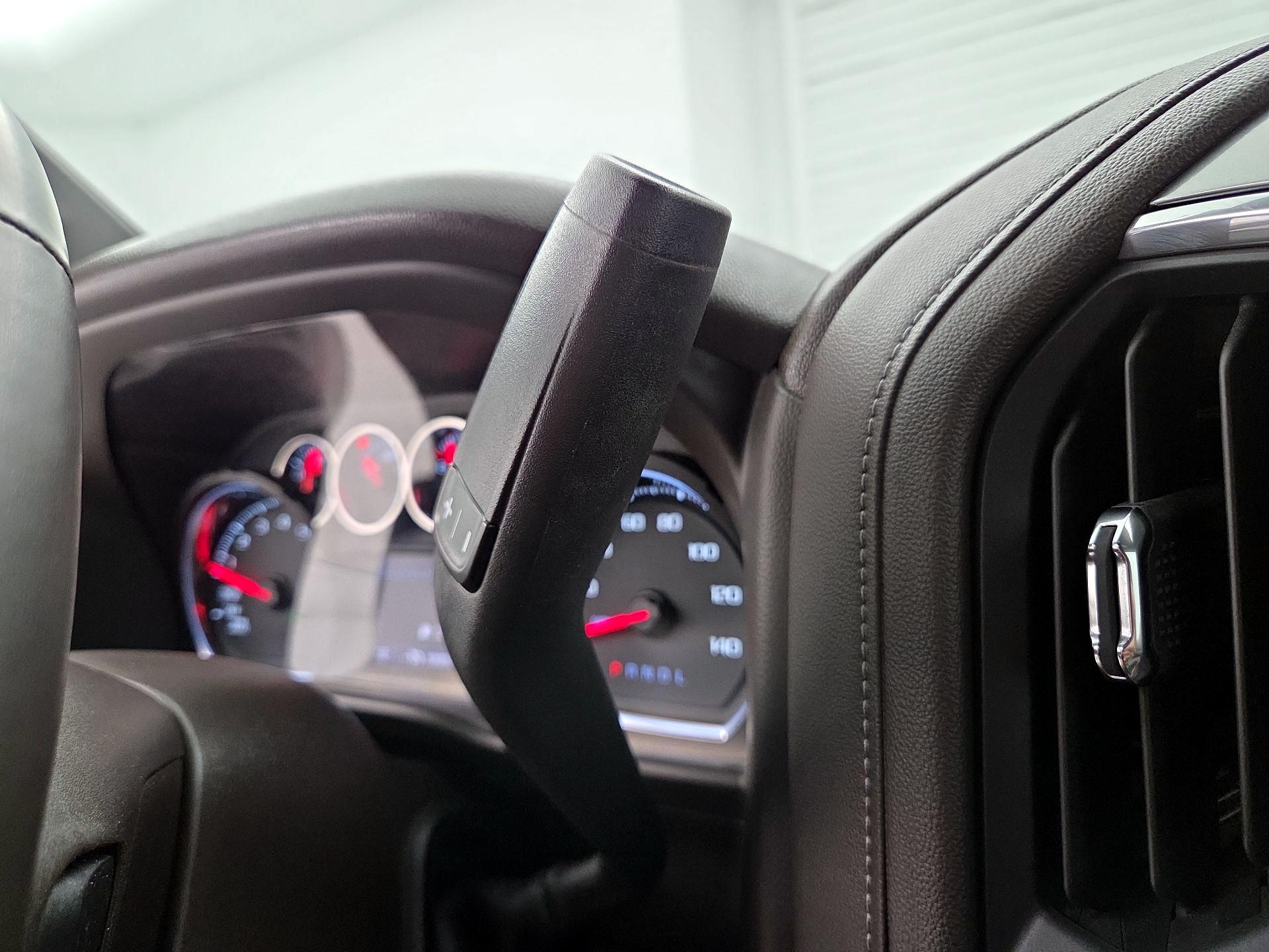 Thumbnail: 2019 Chevrolet Silverado 1500 - 17