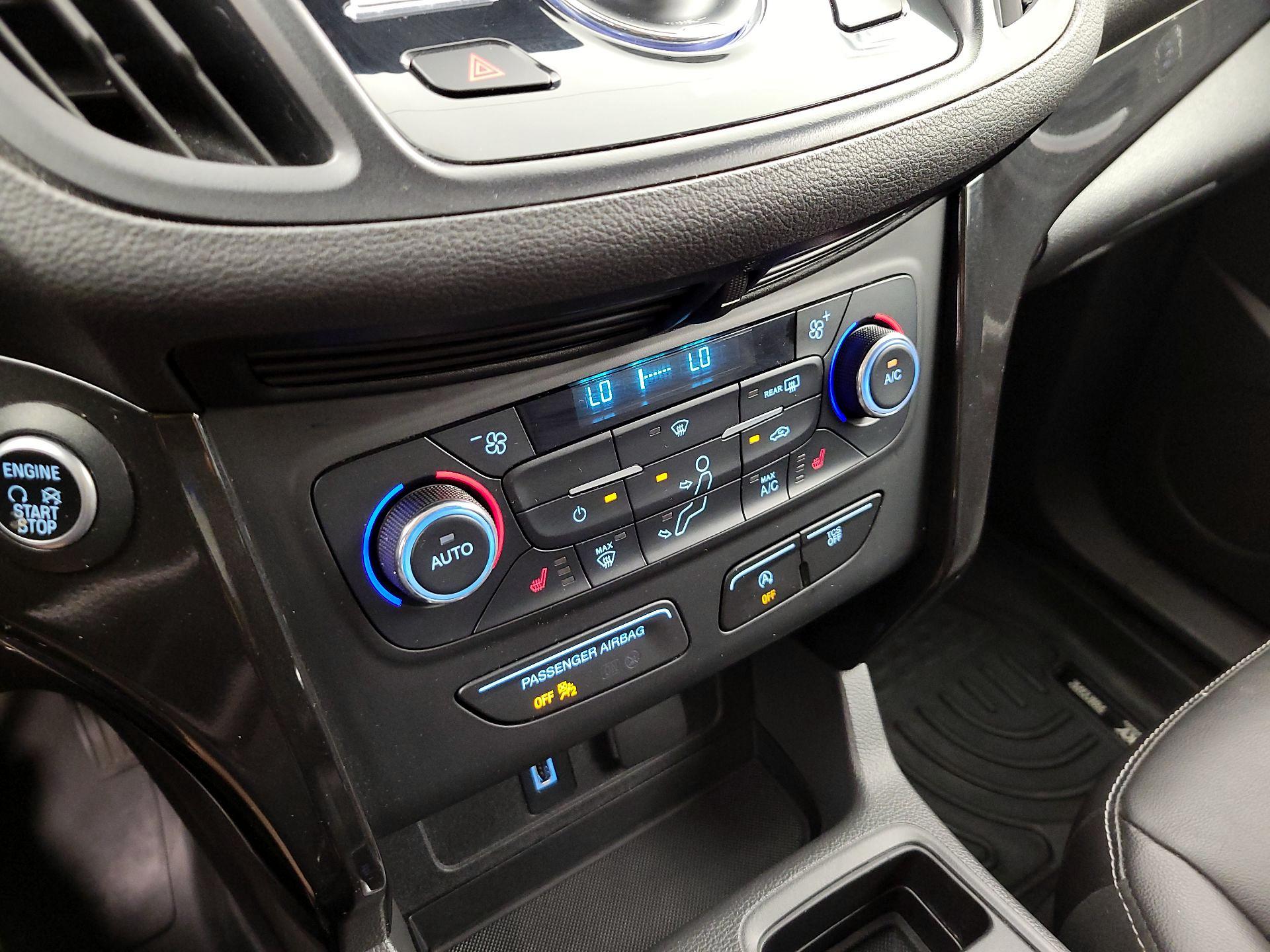 Thumbnail: 2017 Ford Escape - 17