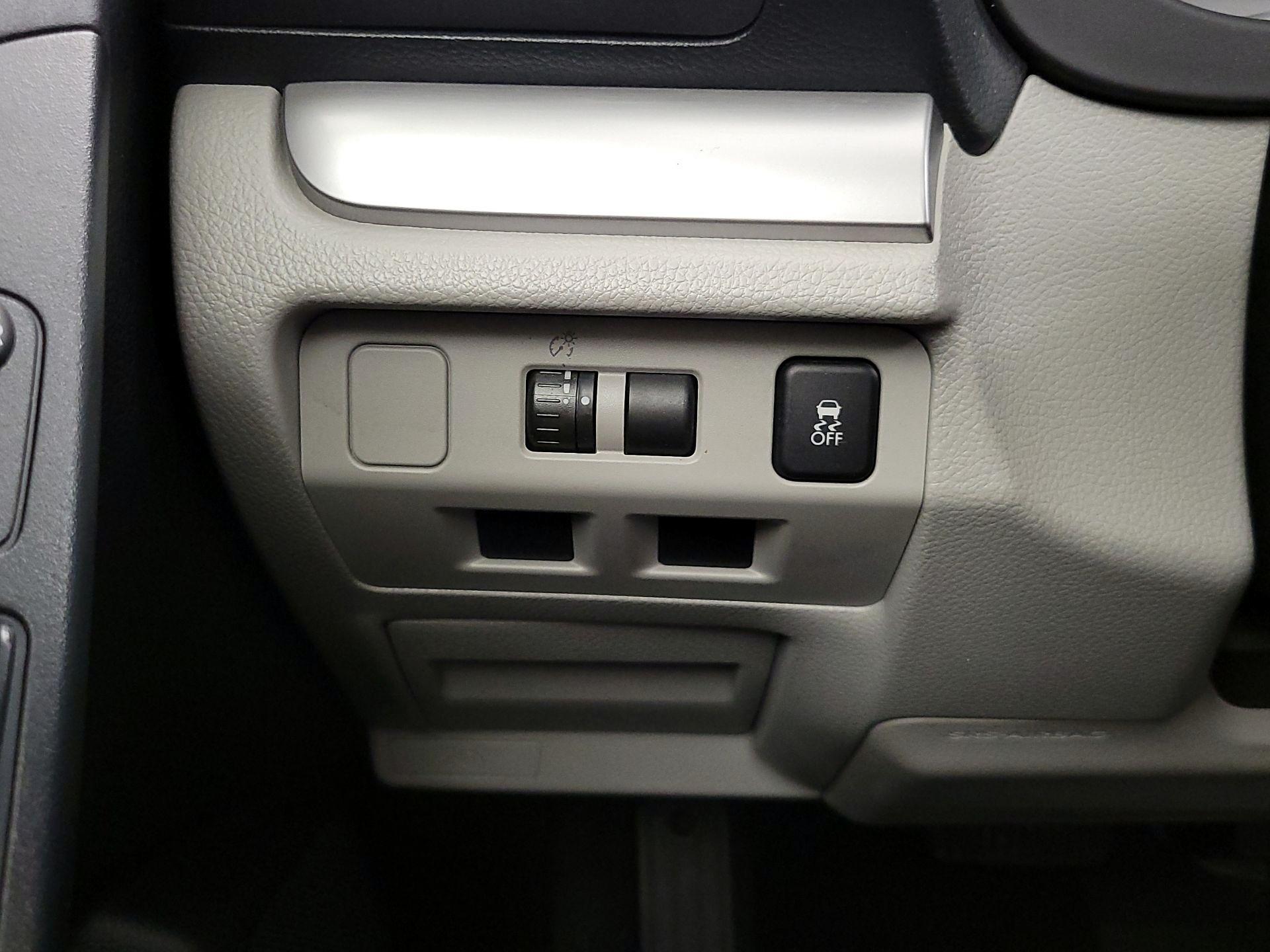 Thumbnail: 2015 Subaru Forester - 13