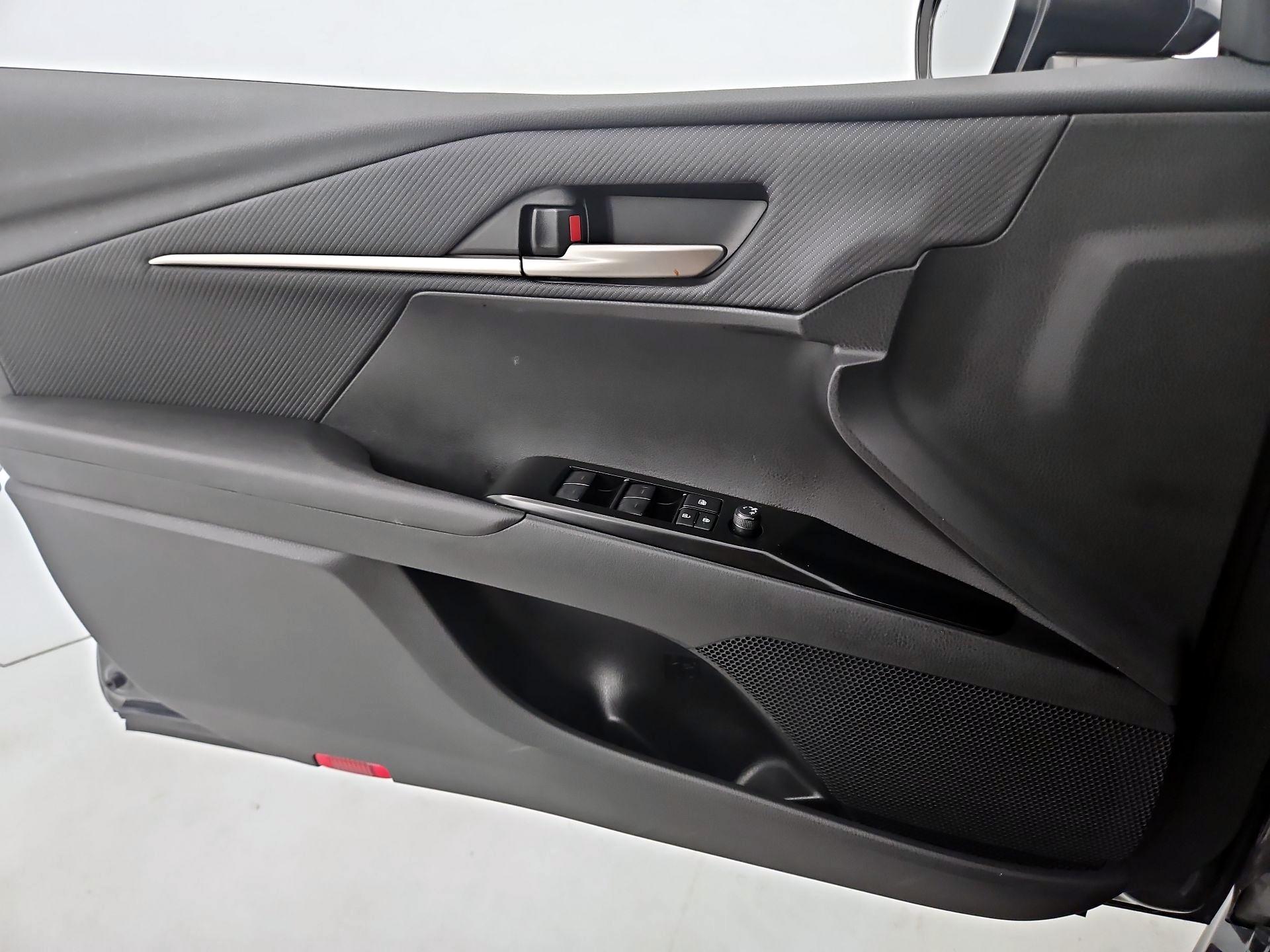 Thumbnail: 2026 Toyota Camry - 12
