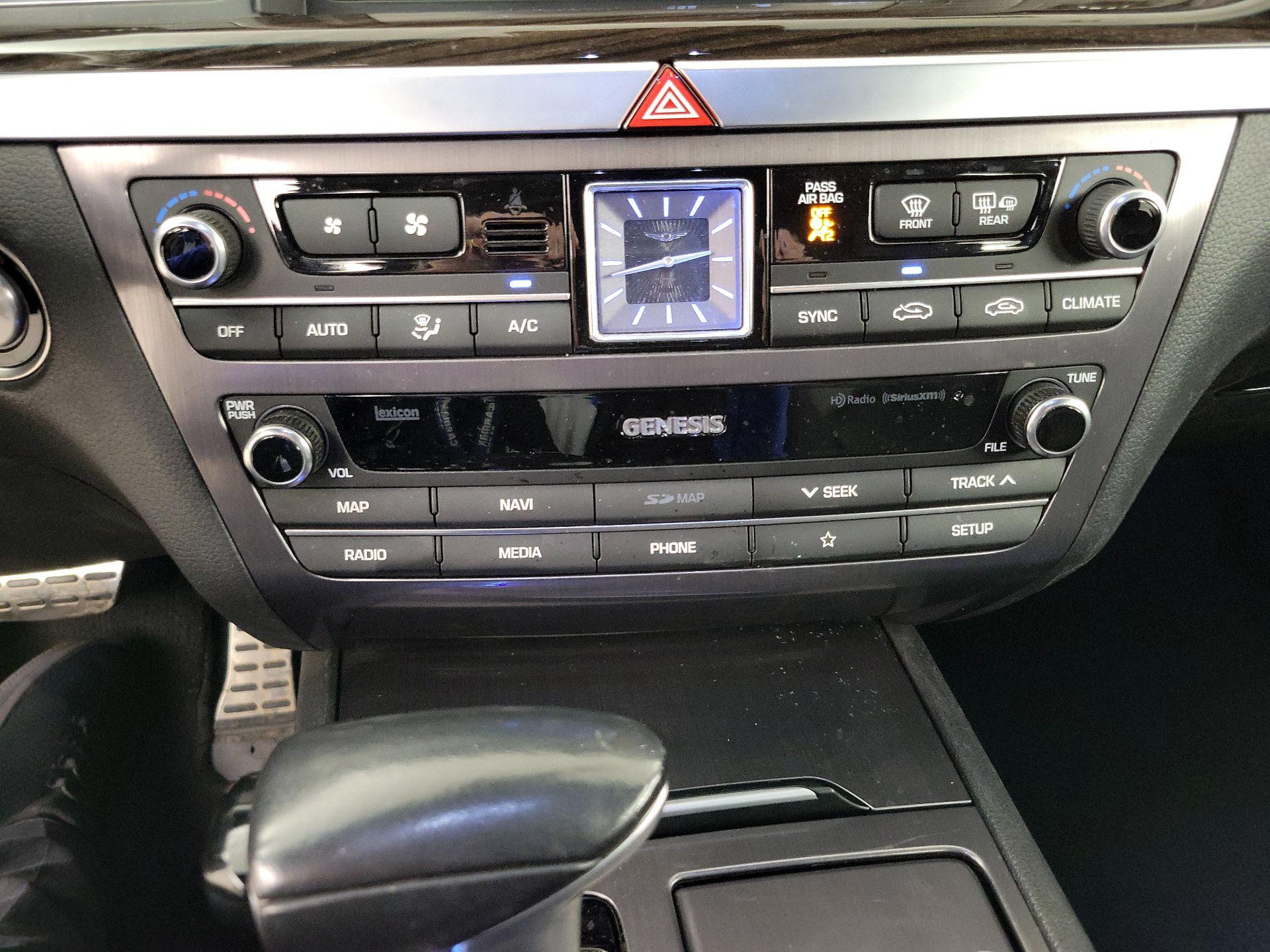 Thumbnail: 2019 Genesis G80 - 15