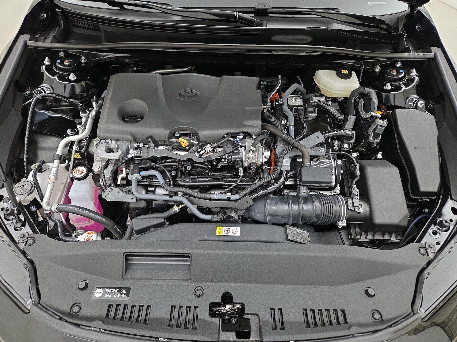 2025 Toyota Camry SE - Photo 22