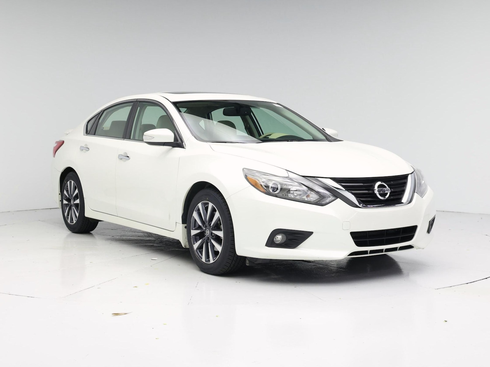2017 Nissan Altima SL - Photo 2