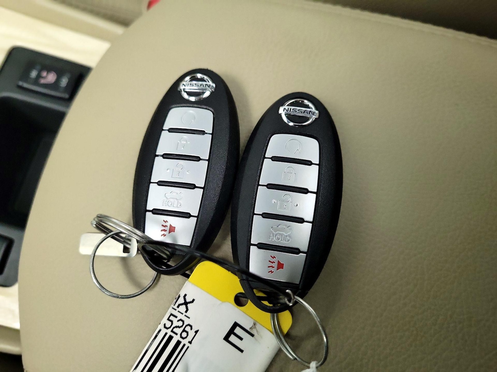 2017 Nissan Altima SL - Photo 25