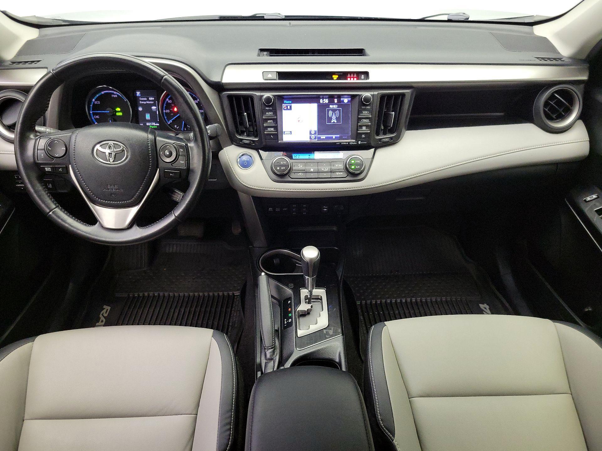 Thumbnail: 2017 Toyota RAV4 - 9