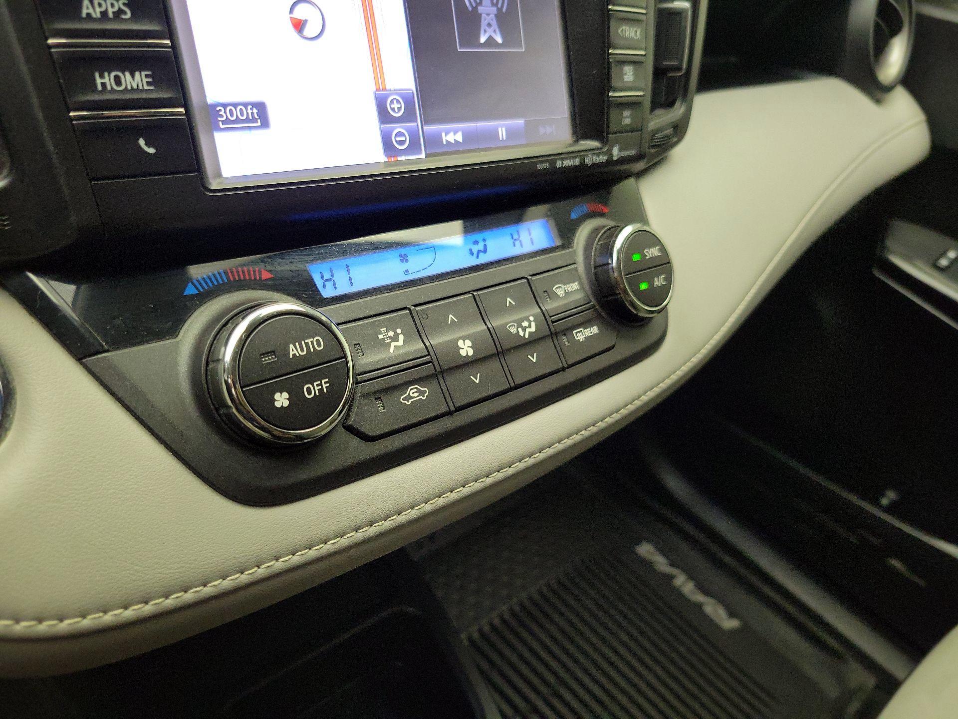 Thumbnail: 2017 Toyota RAV4 - 17