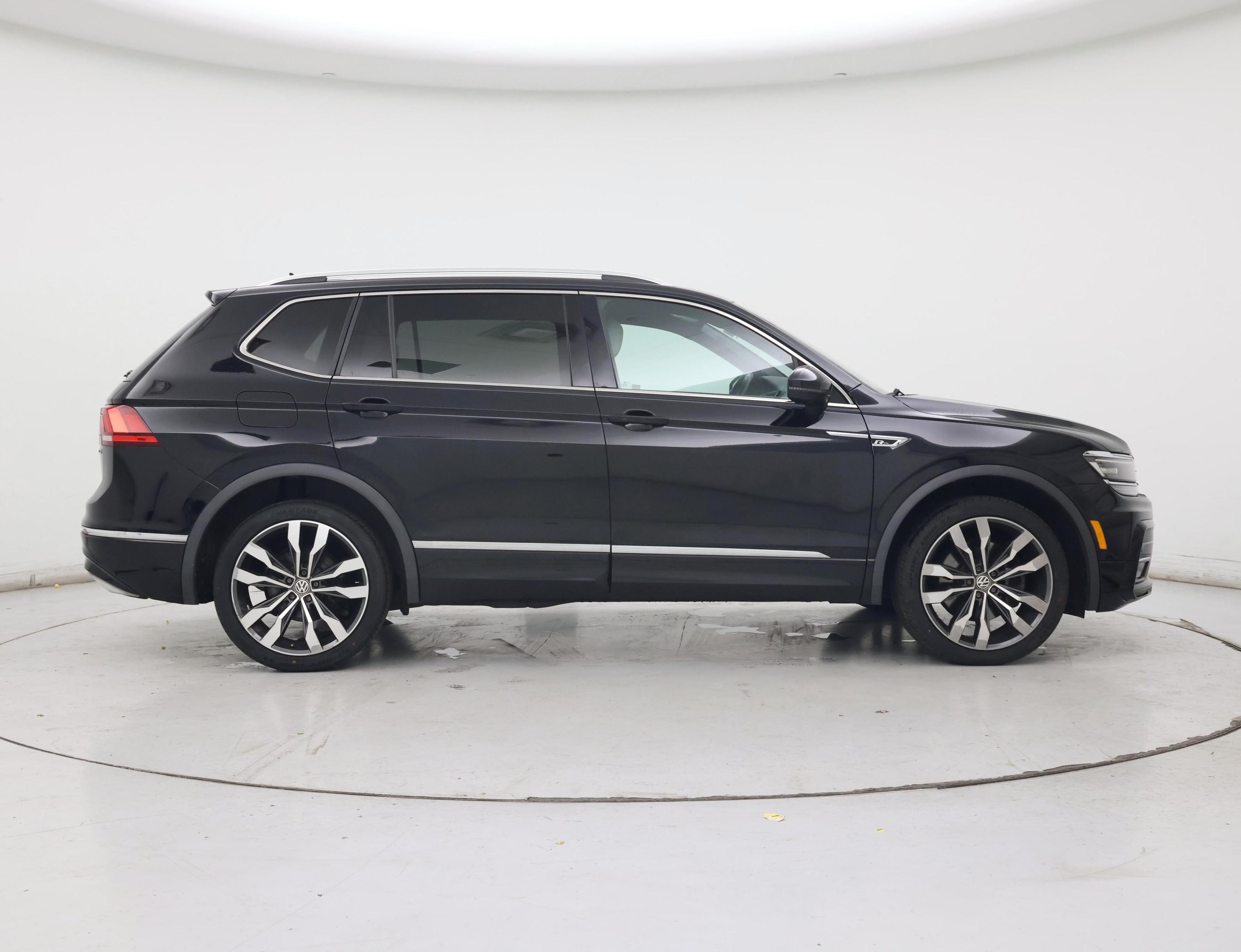 Thumbnail: 2020 Volkswagen Tiguan - 7