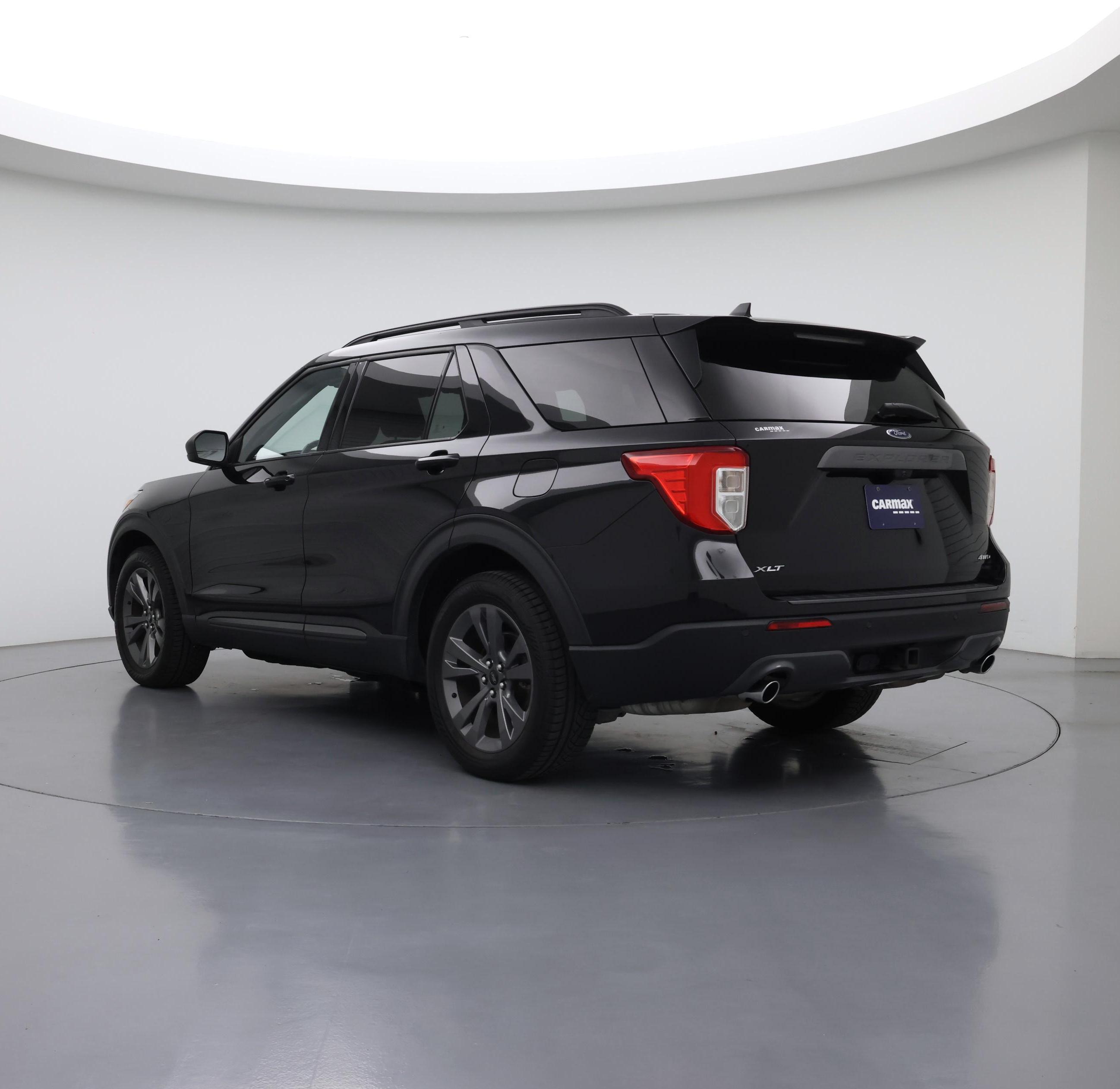 Thumbnail: 2021 Ford Explorer - 2