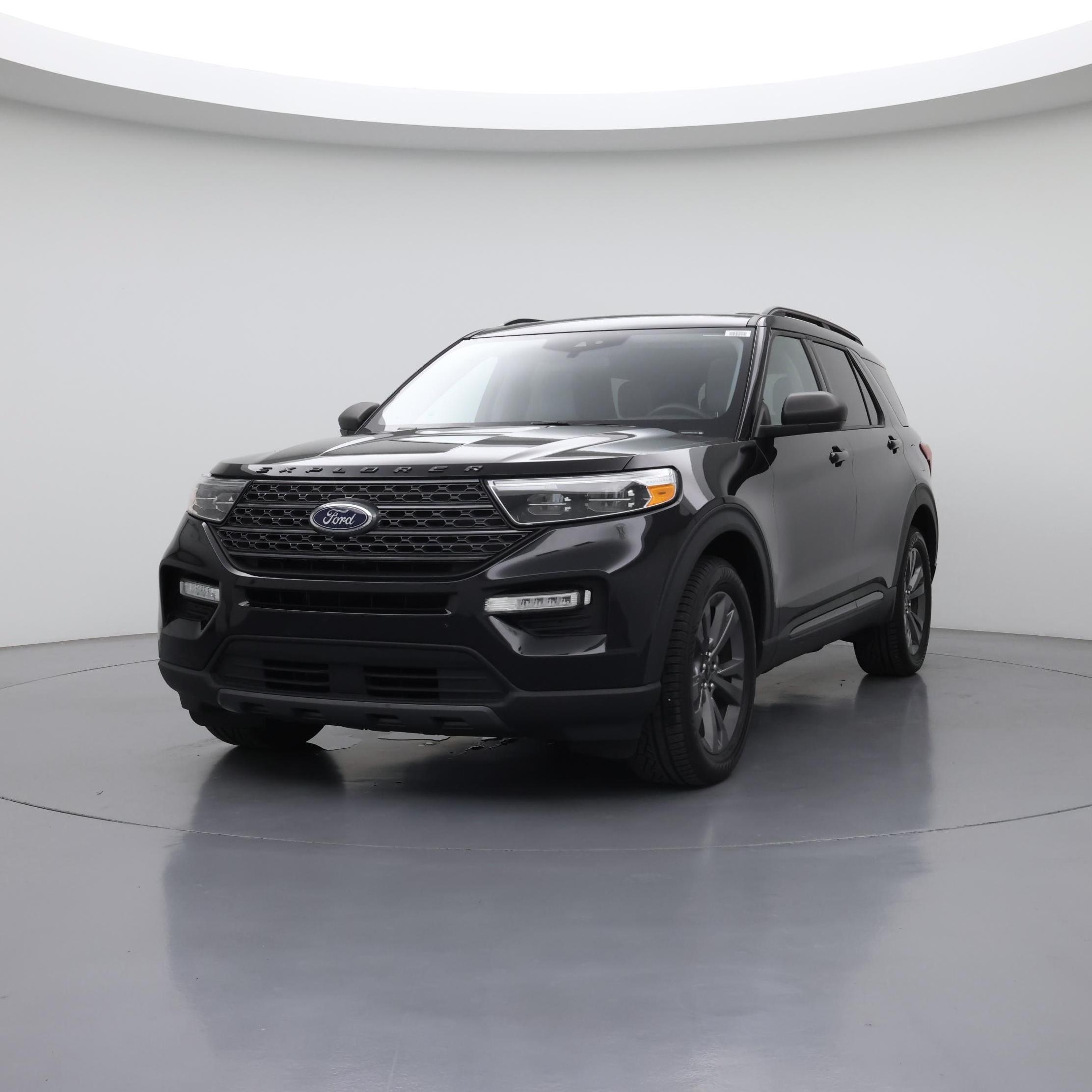 Thumbnail: 2021 Ford Explorer - 4