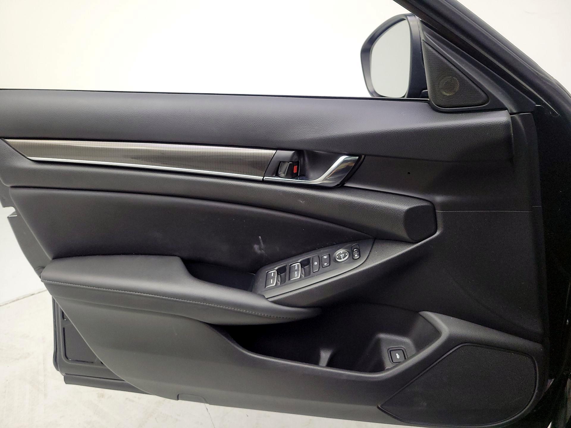 Thumbnail: 2022 Honda Accord - 12