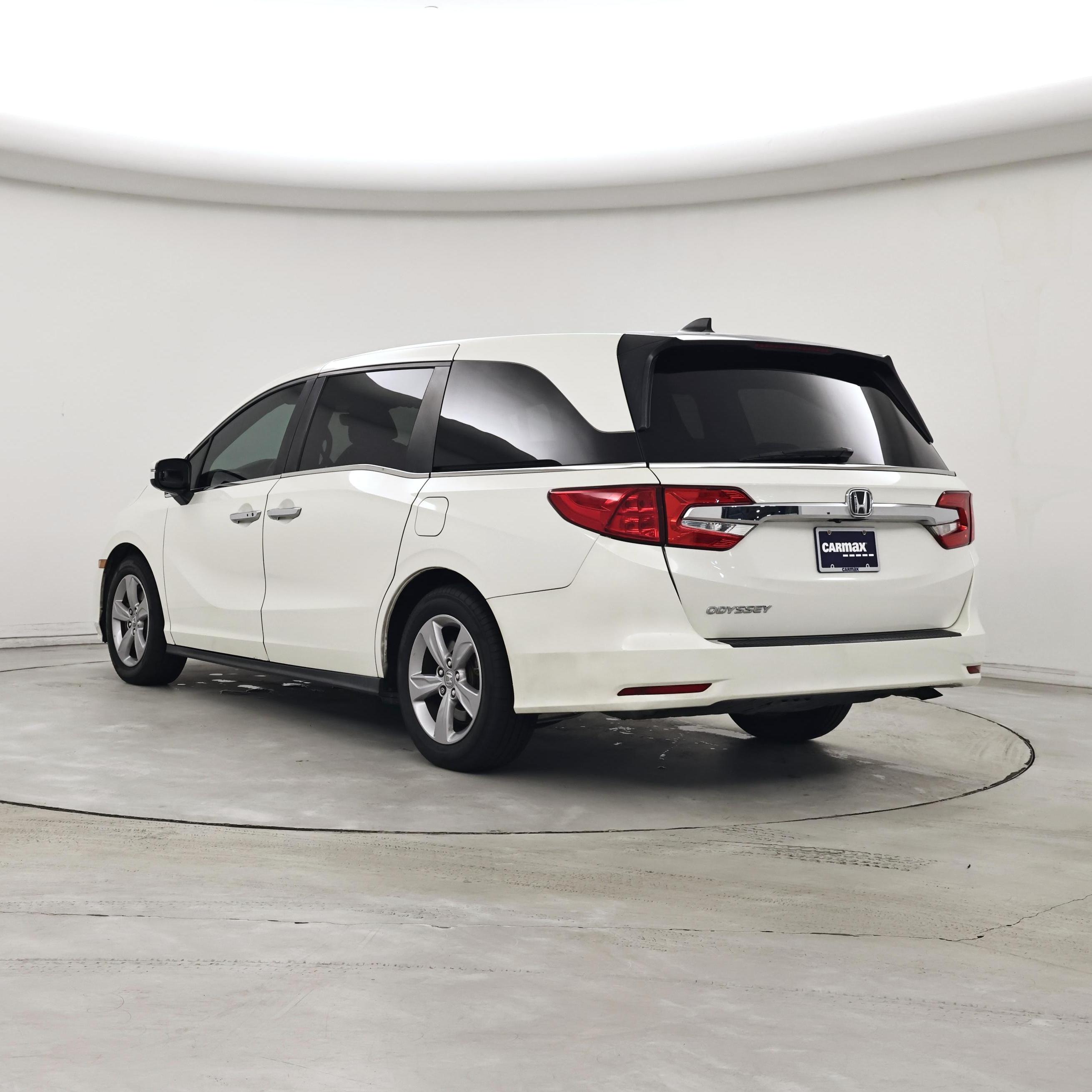 Thumbnail: 2019 Honda Odyssey - 2