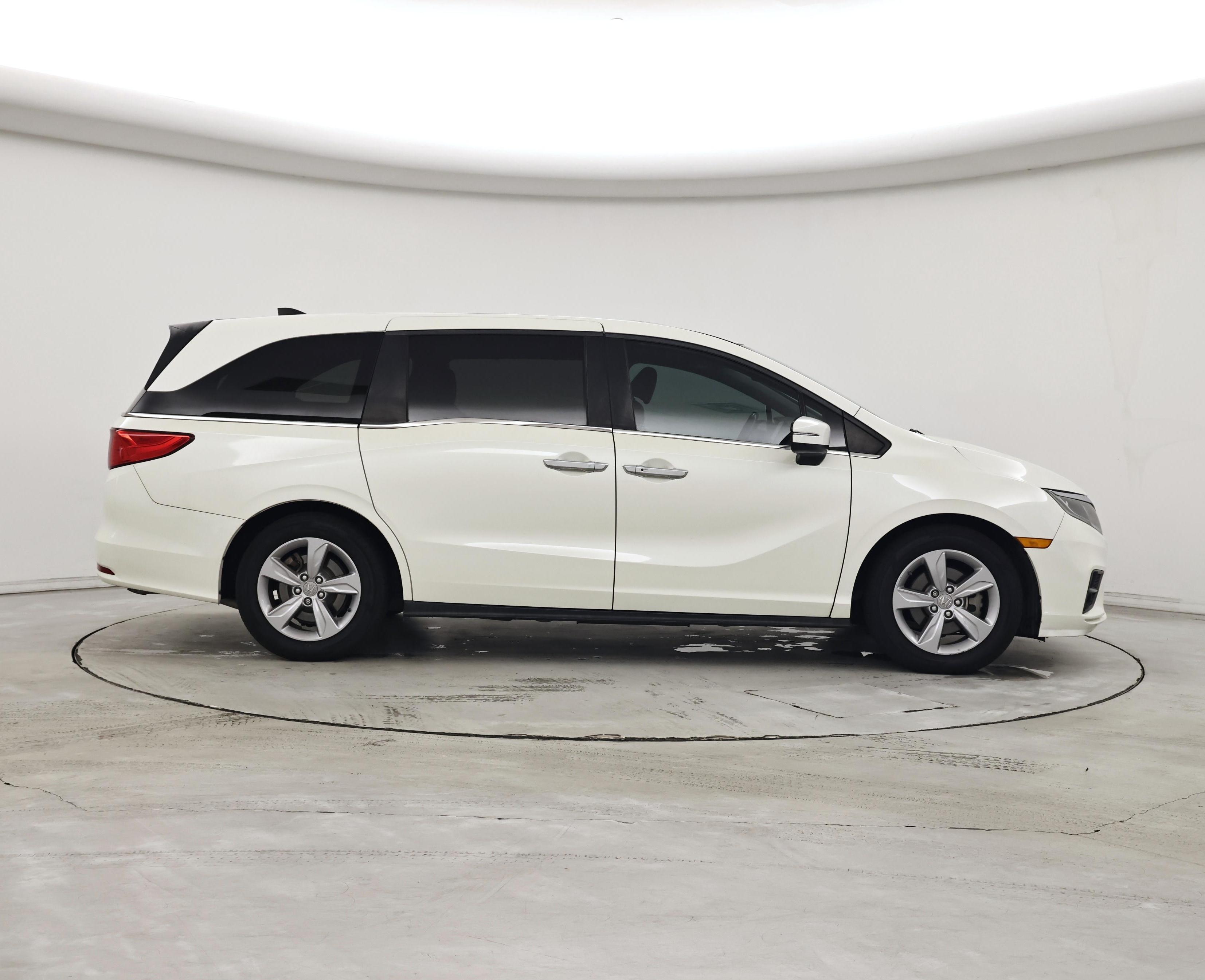 Thumbnail: 2019 Honda Odyssey - 7