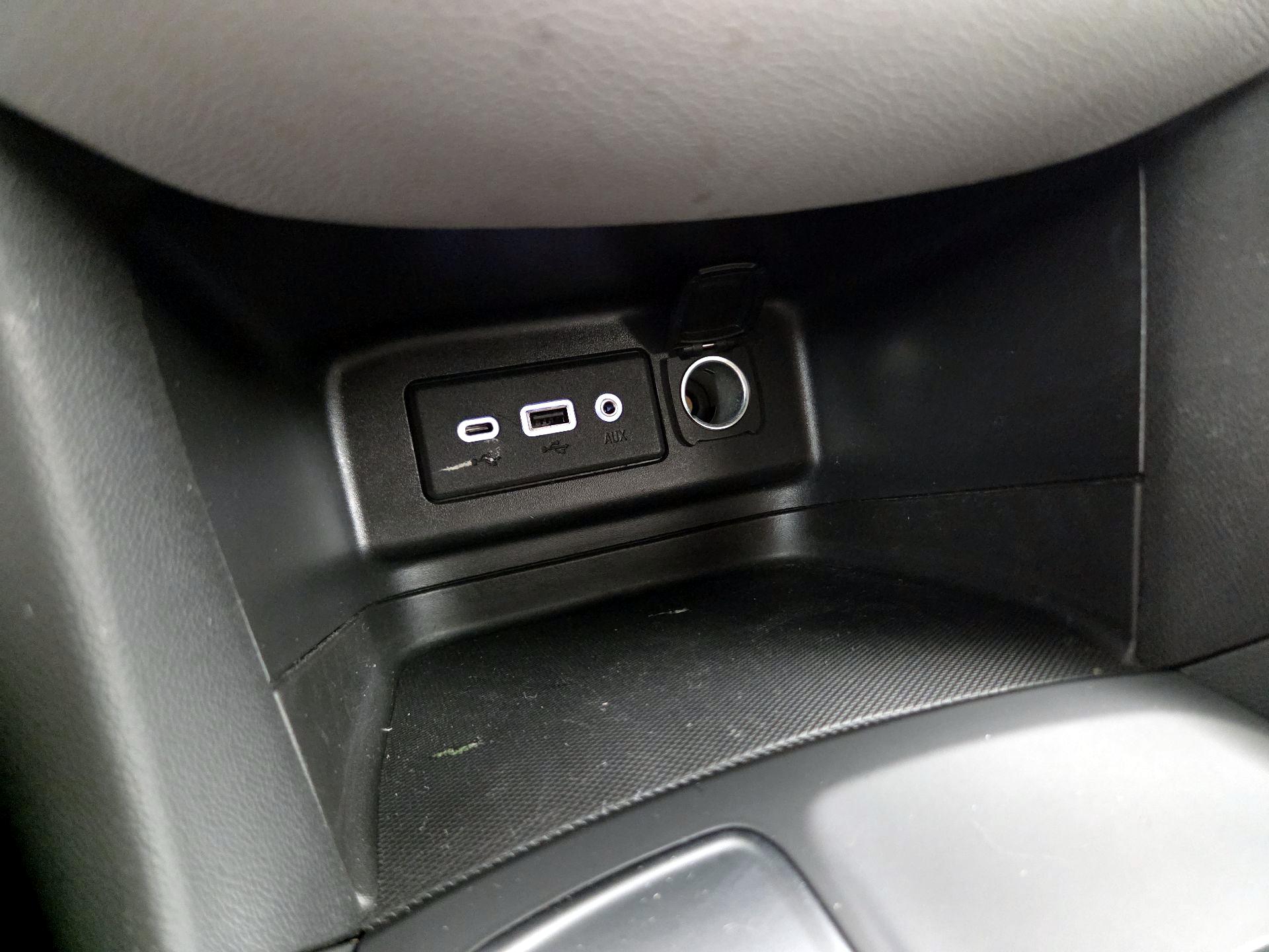Thumbnail: 2020 Chevrolet Equinox - 18