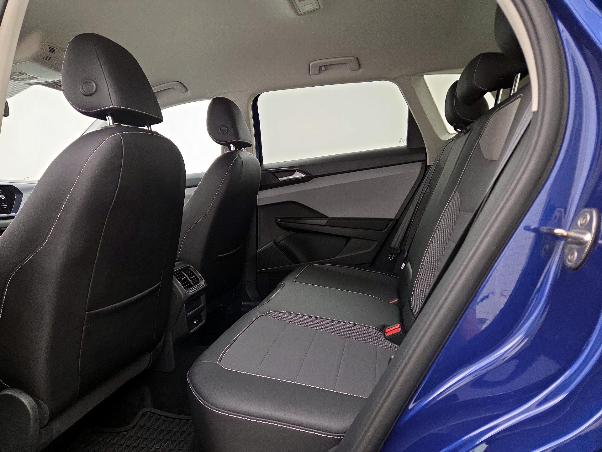 Thumbnail: 2022 Volkswagen Taos - 19