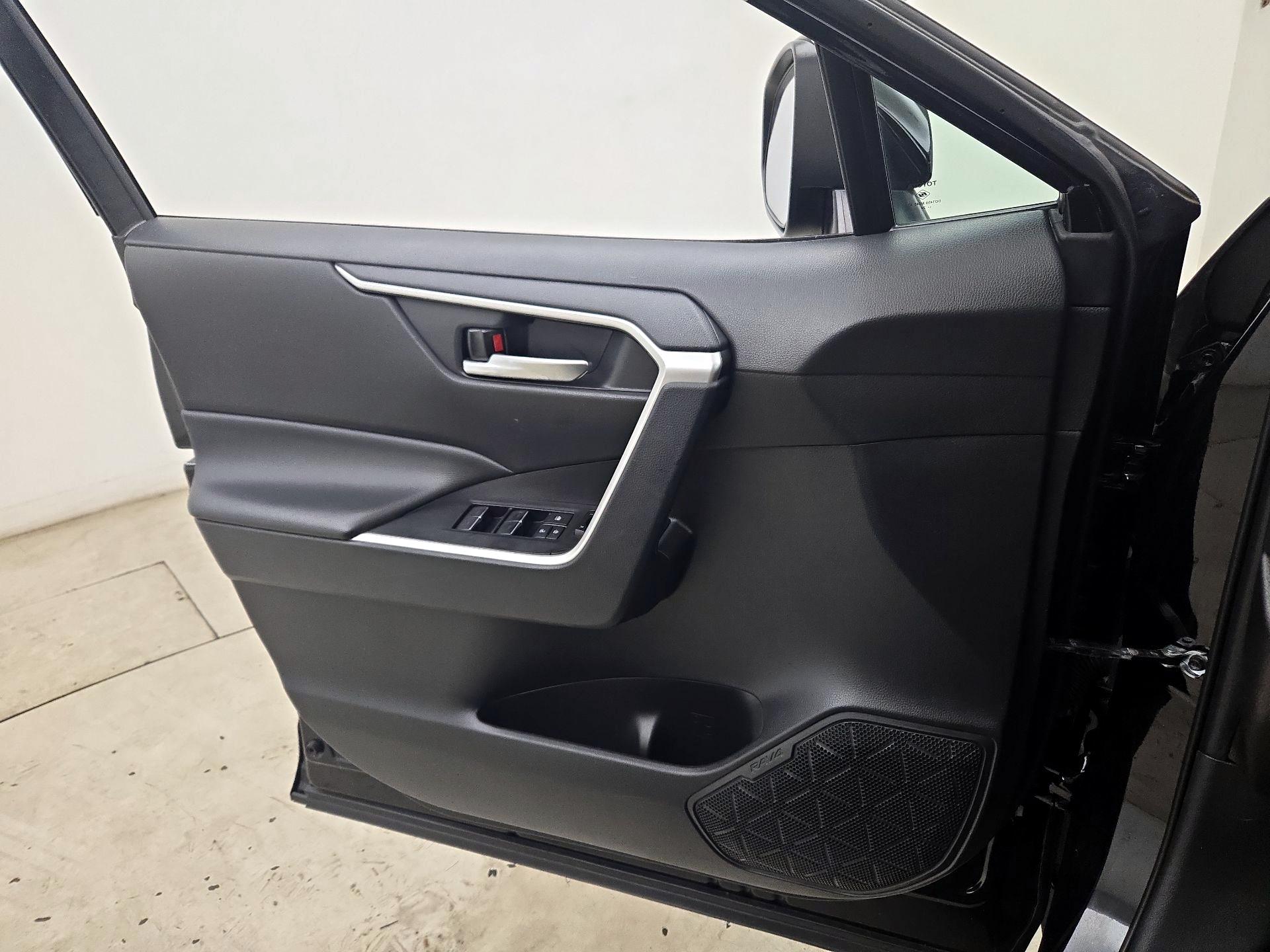 Thumbnail: 2024 Toyota RAV4 - 12