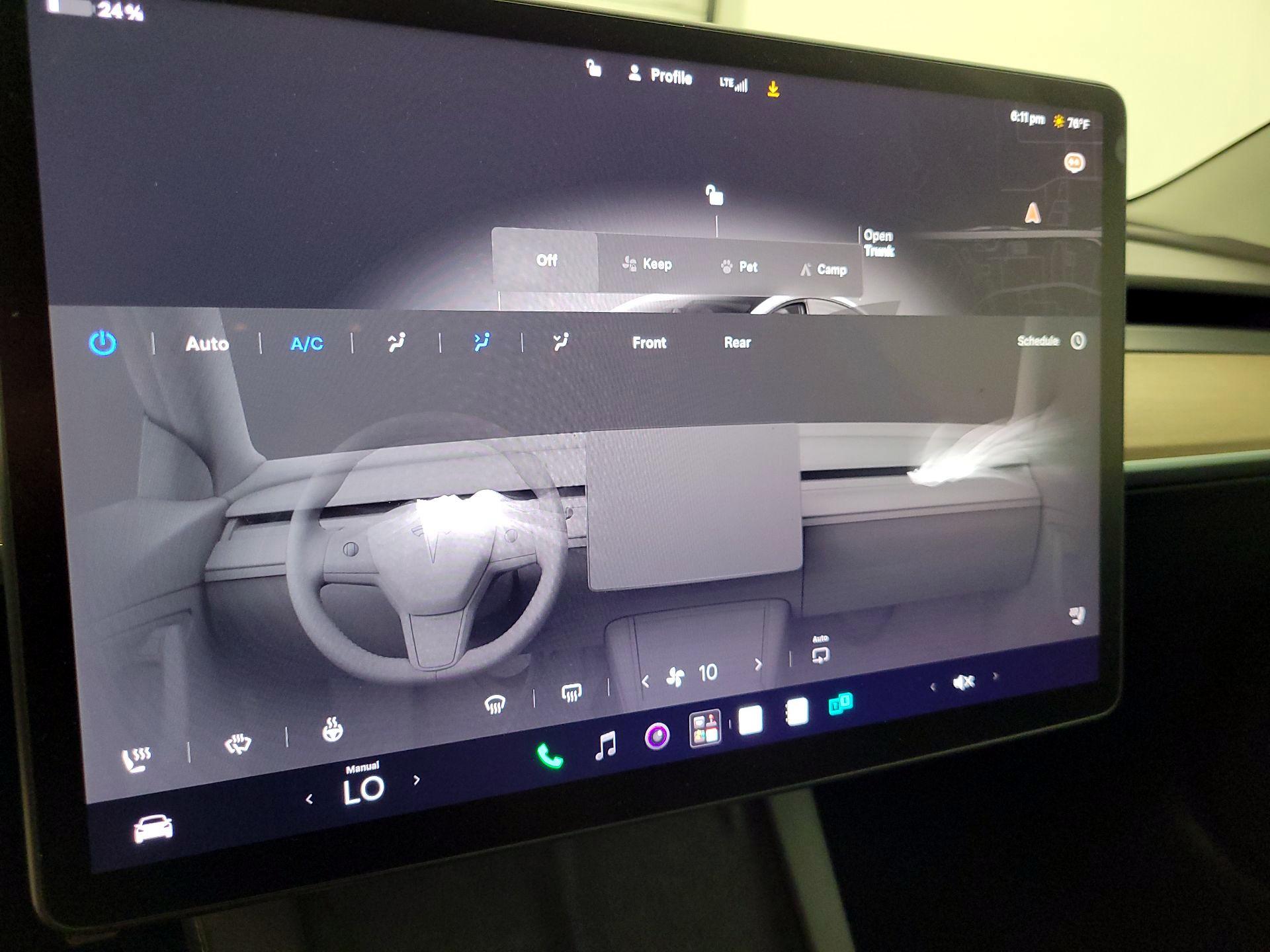 Thumbnail: 2022 Tesla Model 3 - 16
