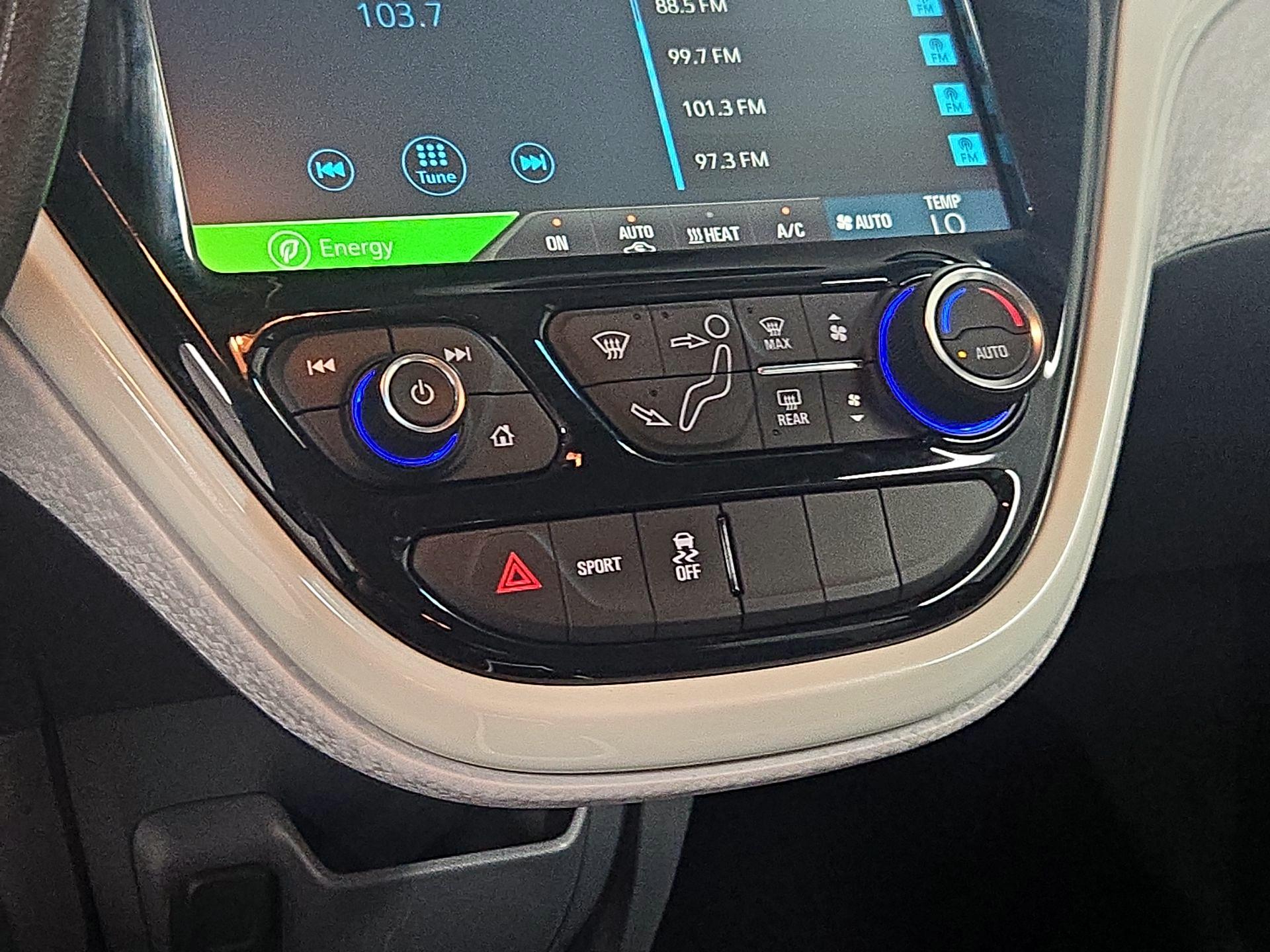 Thumbnail: 2021 Chevrolet Bolt EV - 16