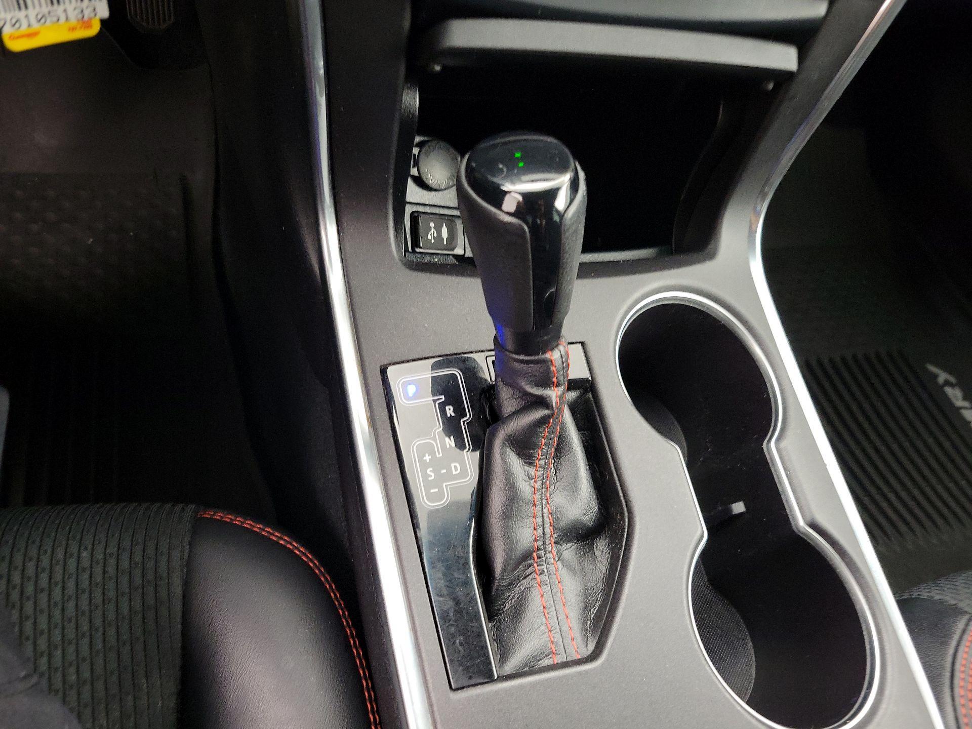 Thumbnail: 2017 Toyota Camry - 17