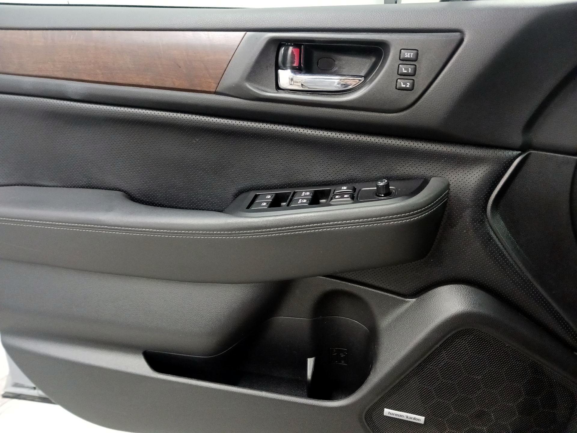 Thumbnail: 2015 Subaru Outback - 12