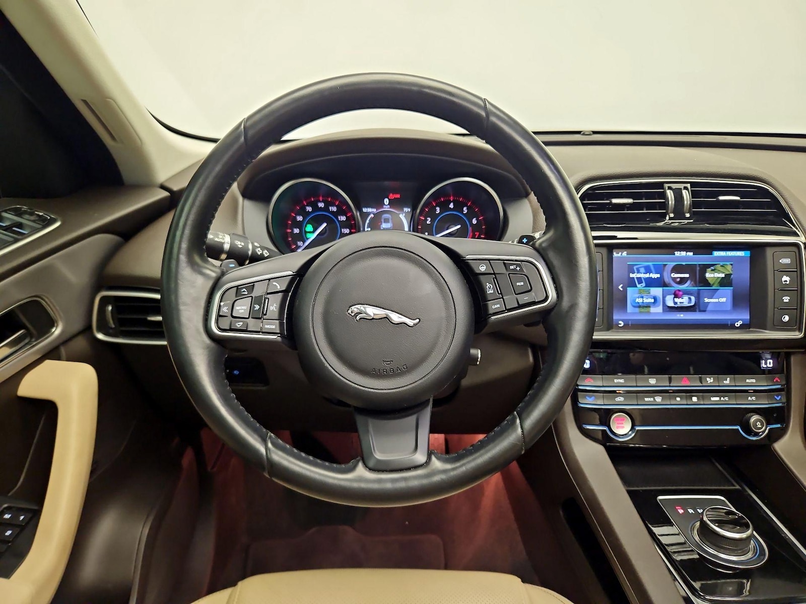 2017 Jaguar F-Pace Prestige - Photo 11