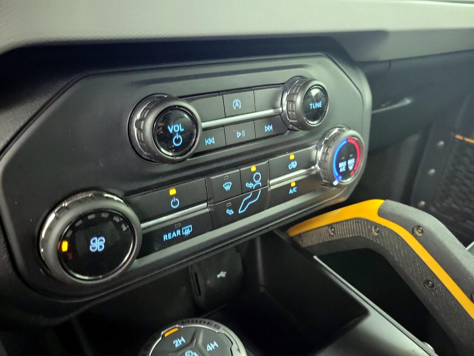 2022 Ford Bronco 2-Door Badlands - Photo 17