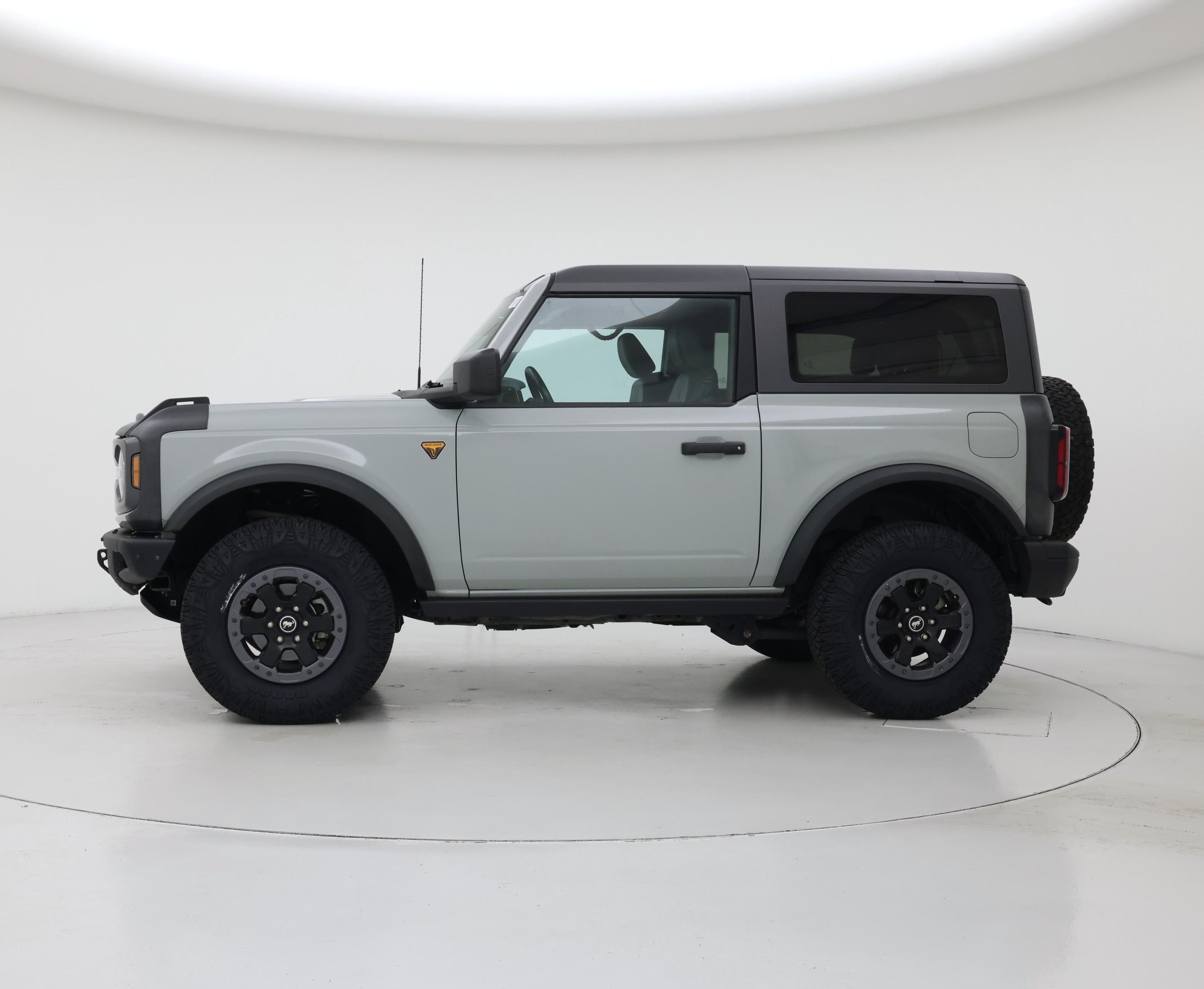 Thumbnail: 2022 Ford Bronco - 3