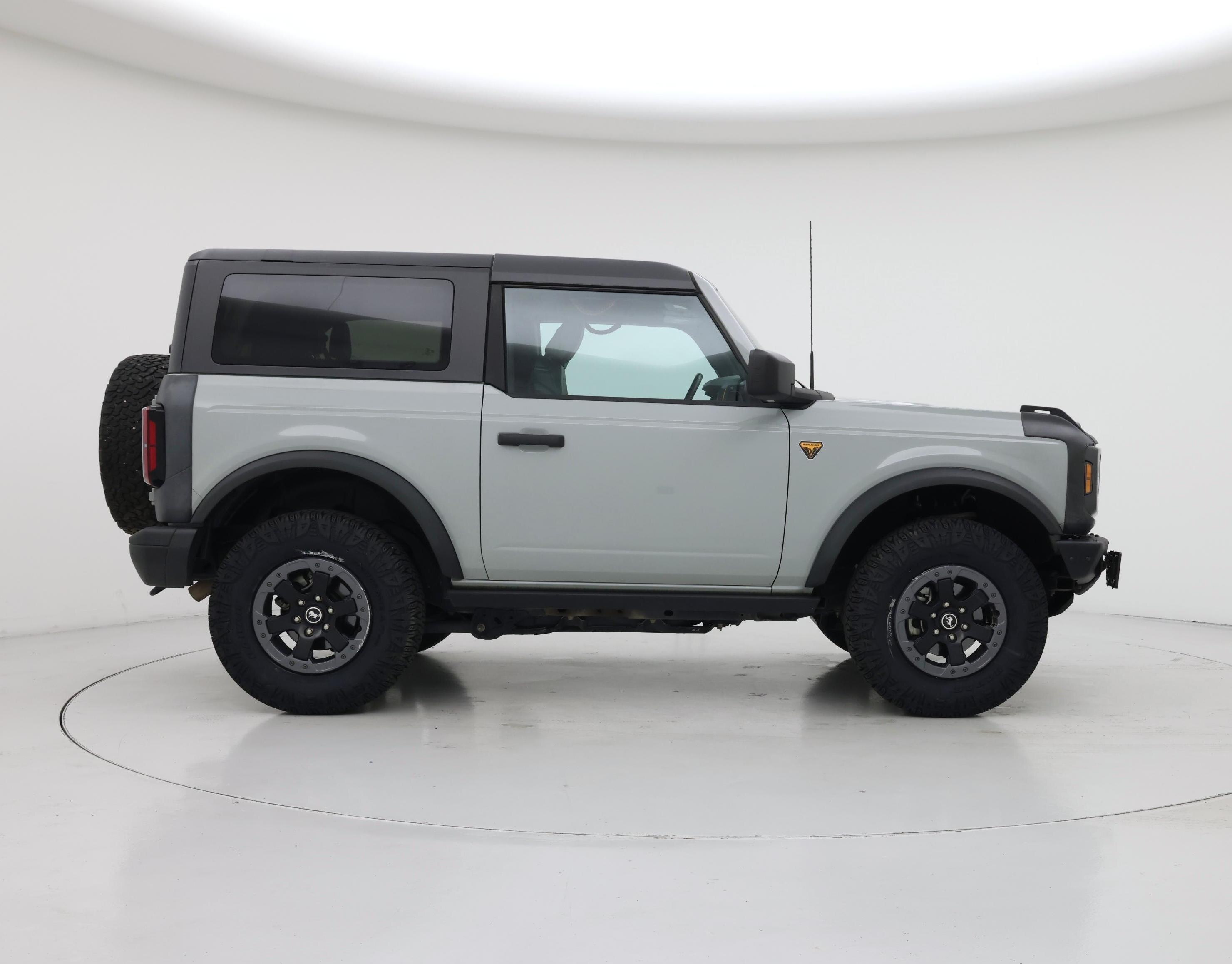 Thumbnail: 2022 Ford Bronco - 7