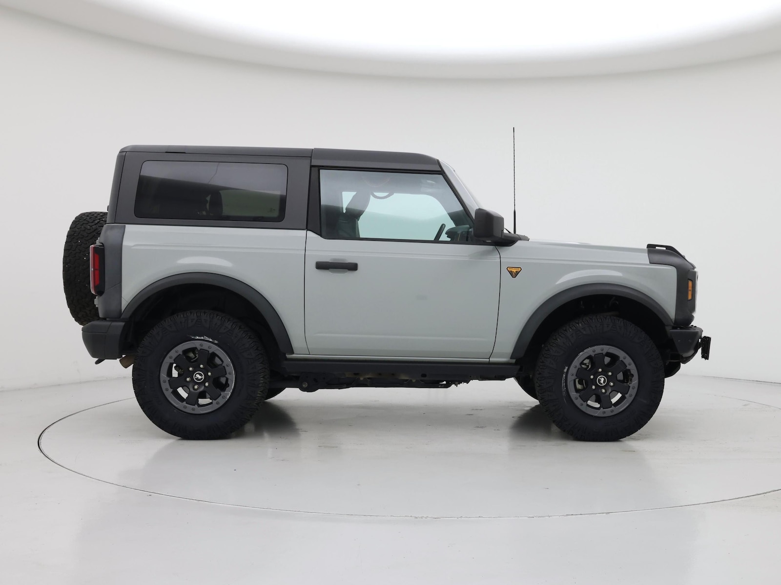 2022 Ford Bronco 2-Door Badlands - Photo 8