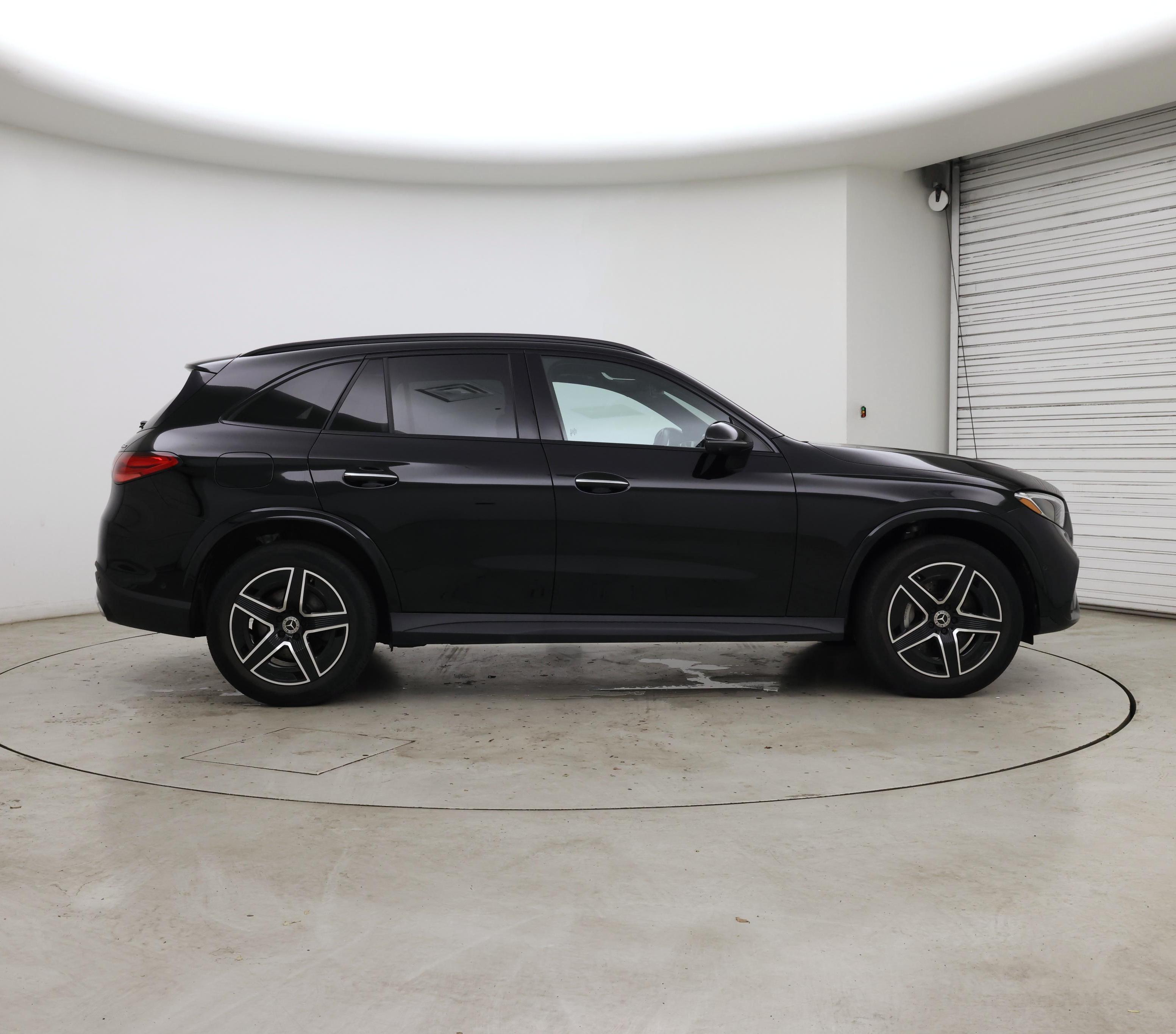 Thumbnail: 2024 Mercedes-Benz GLC - 7