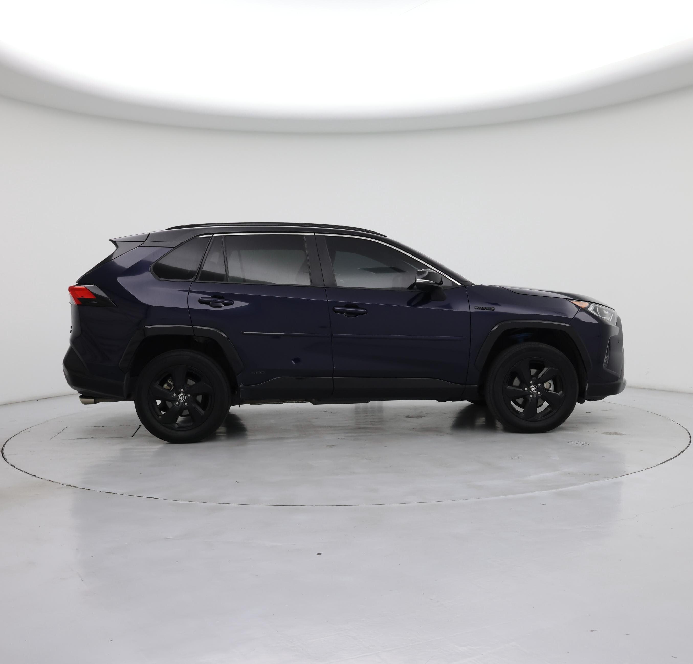 Thumbnail: 2021 Toyota RAV4 - 7