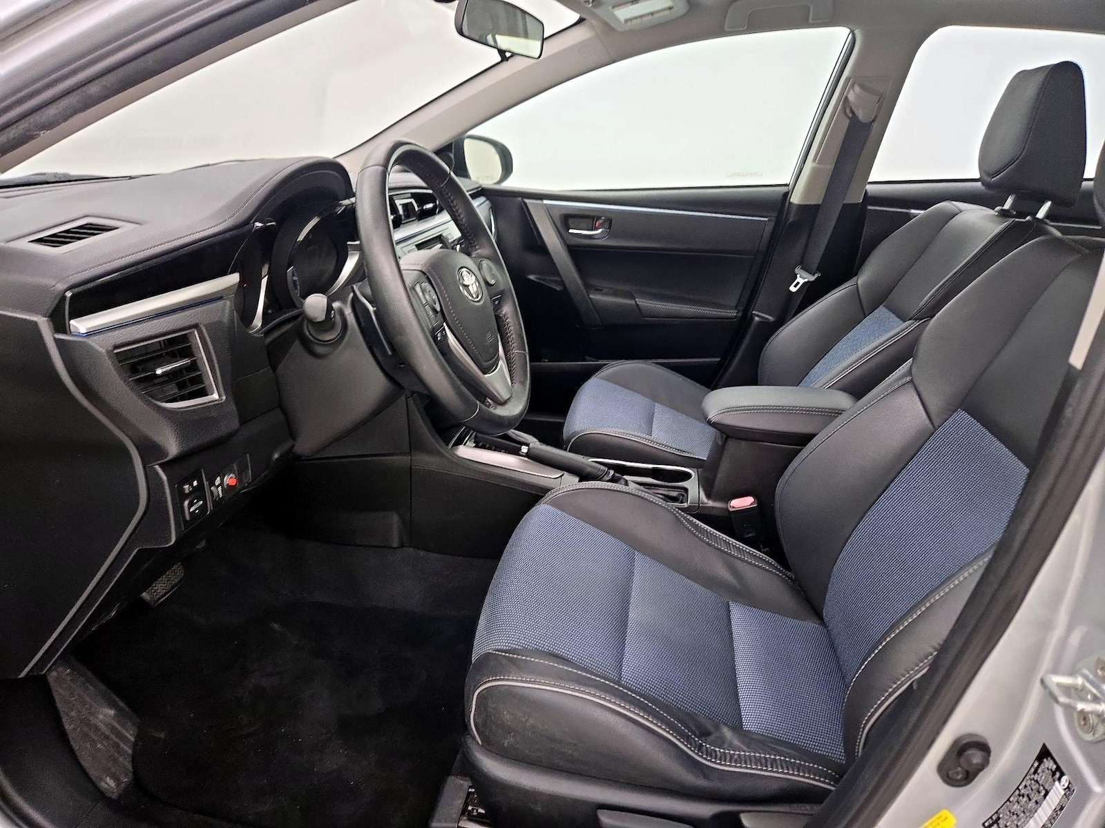 2014 Toyota Corolla S Plus - Photo 12