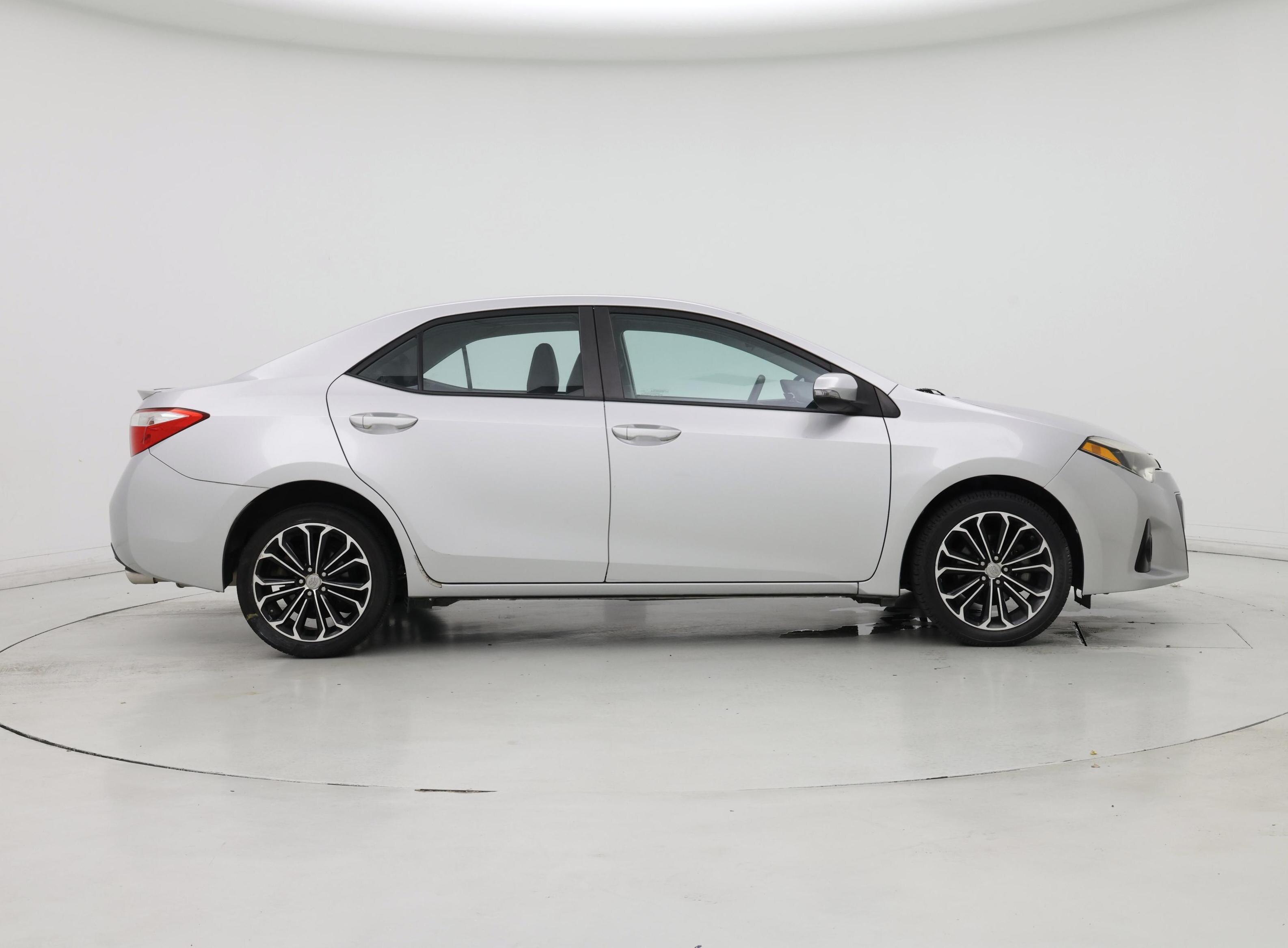 Thumbnail: 2014 Toyota Corolla - 7