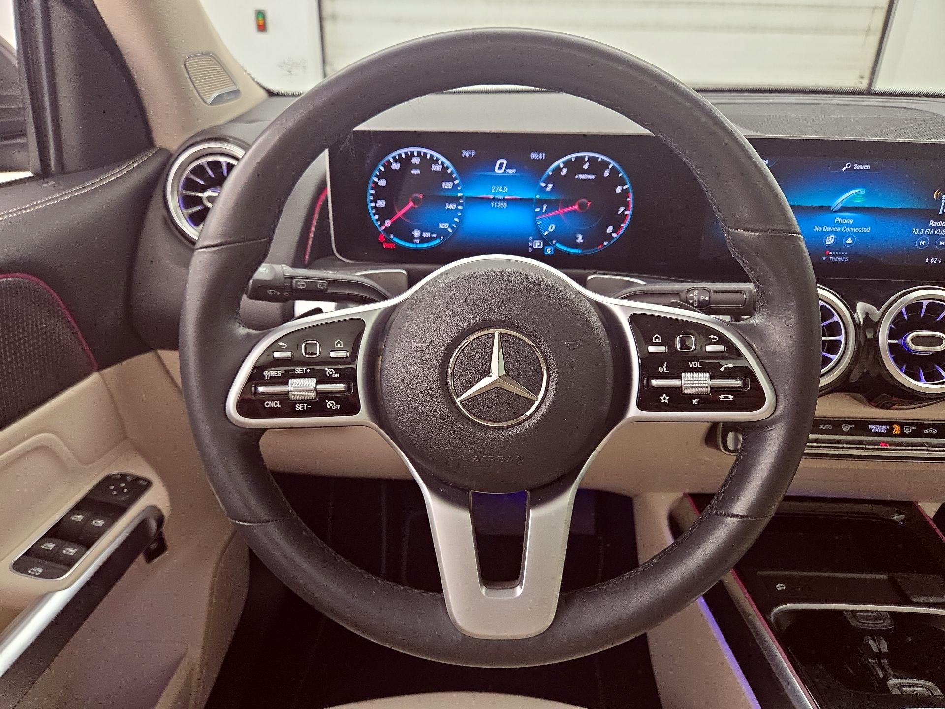 Thumbnail: 2021 Mercedes-Benz GLB - 10