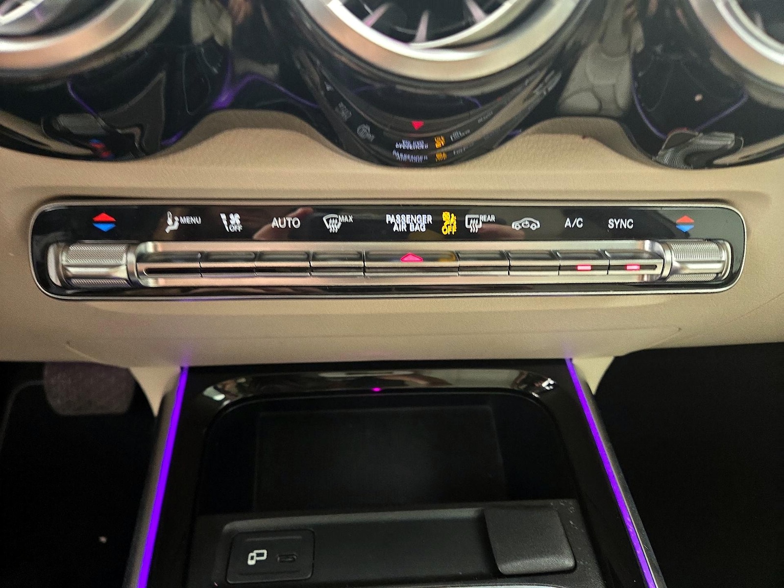 2021 Mercedes-Benz GLB Base - Photo 17