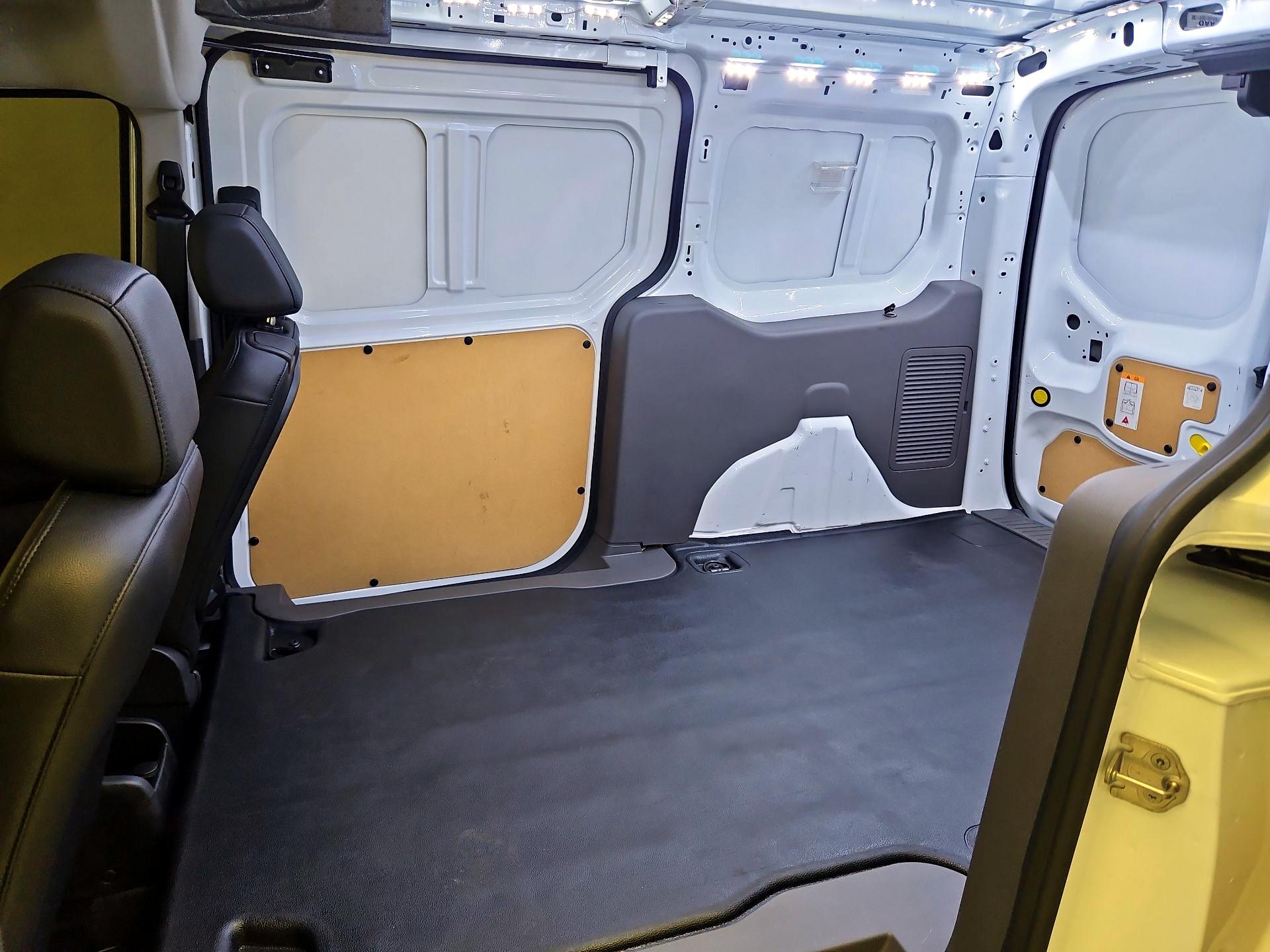 Thumbnail: 2022 Ford Transit Series - 19