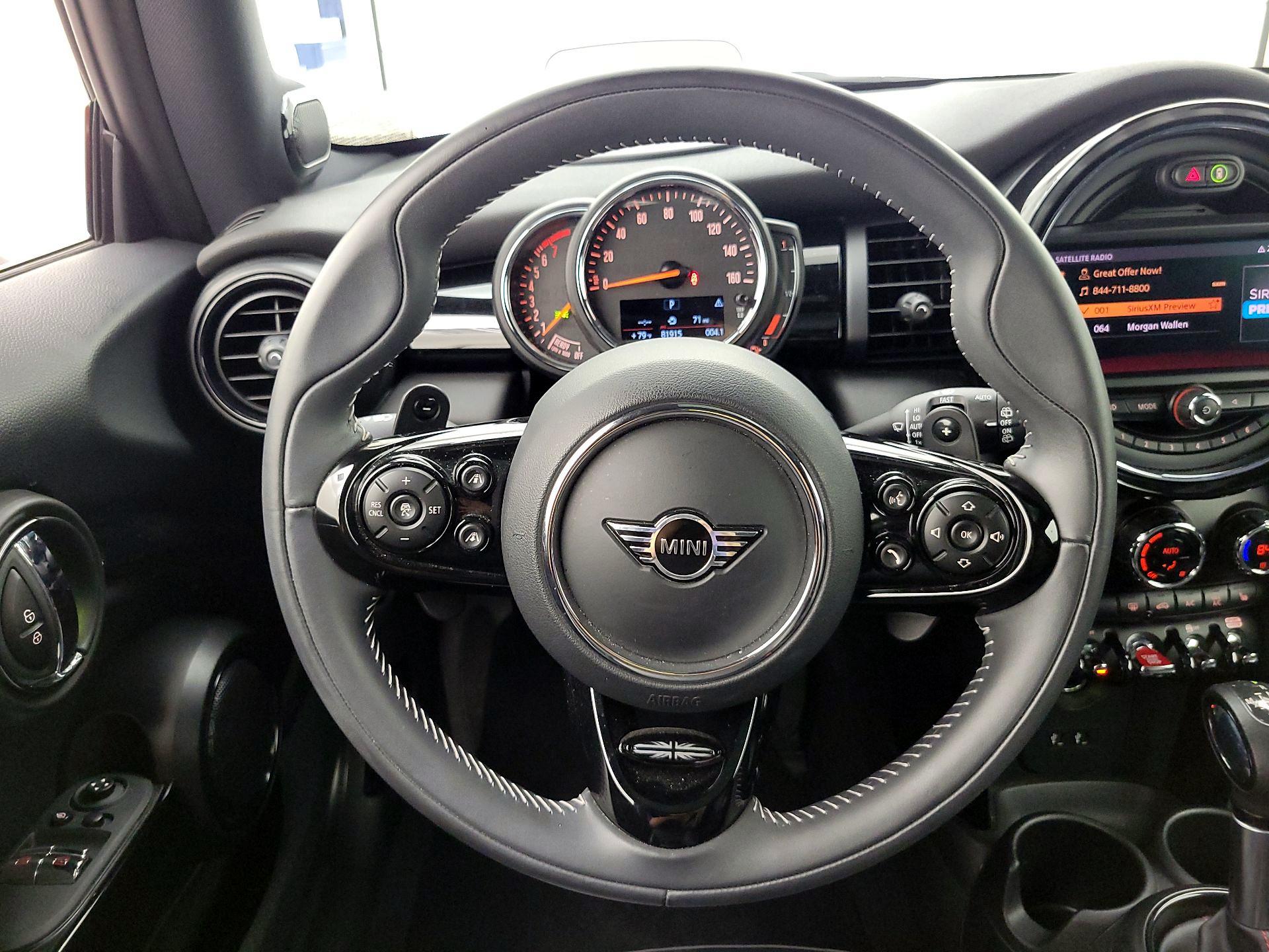Thumbnail: 2019 MINI Cooper Hardtop - 10