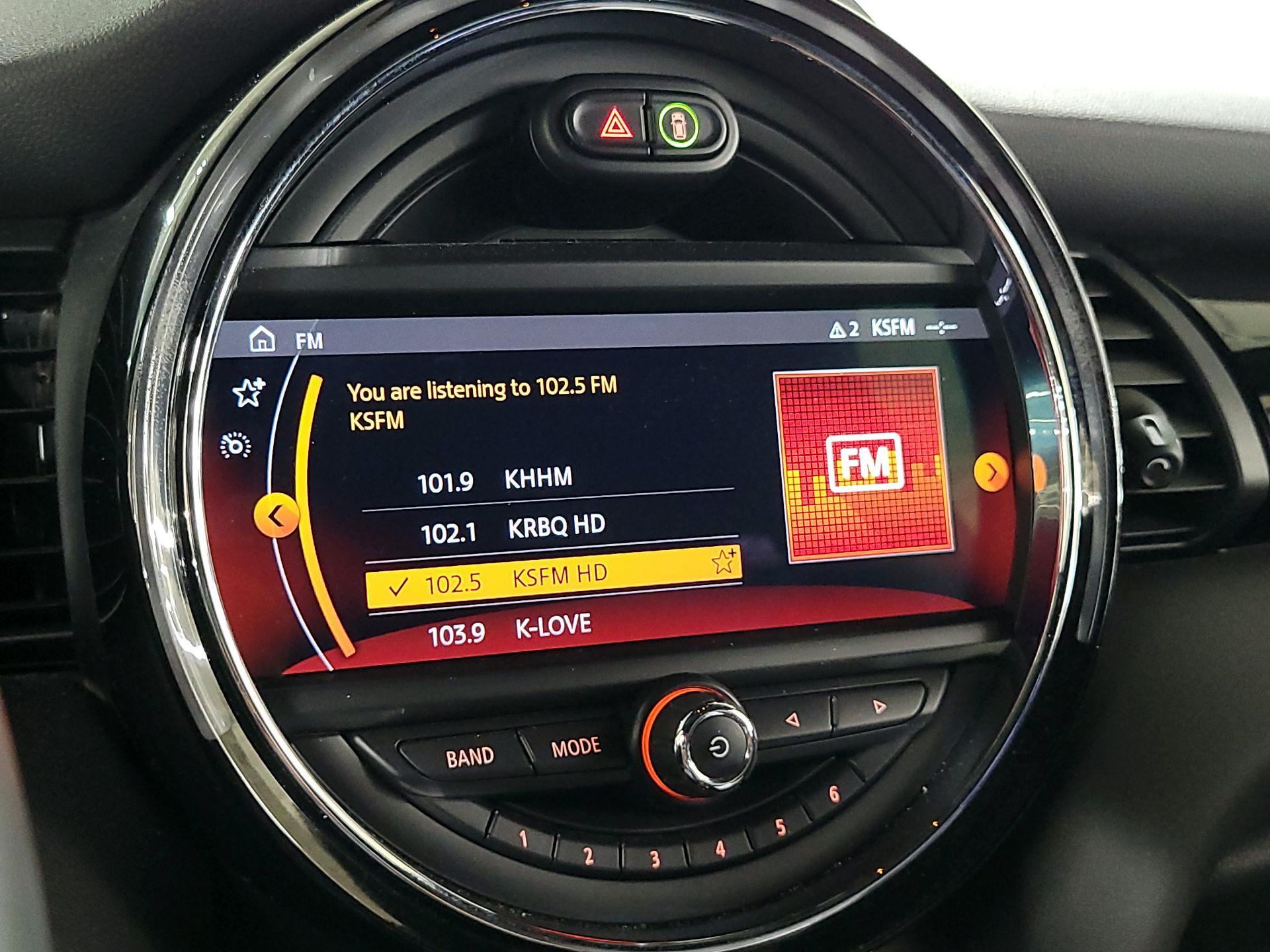 Thumbnail: 2019 MINI Cooper Hardtop - 15