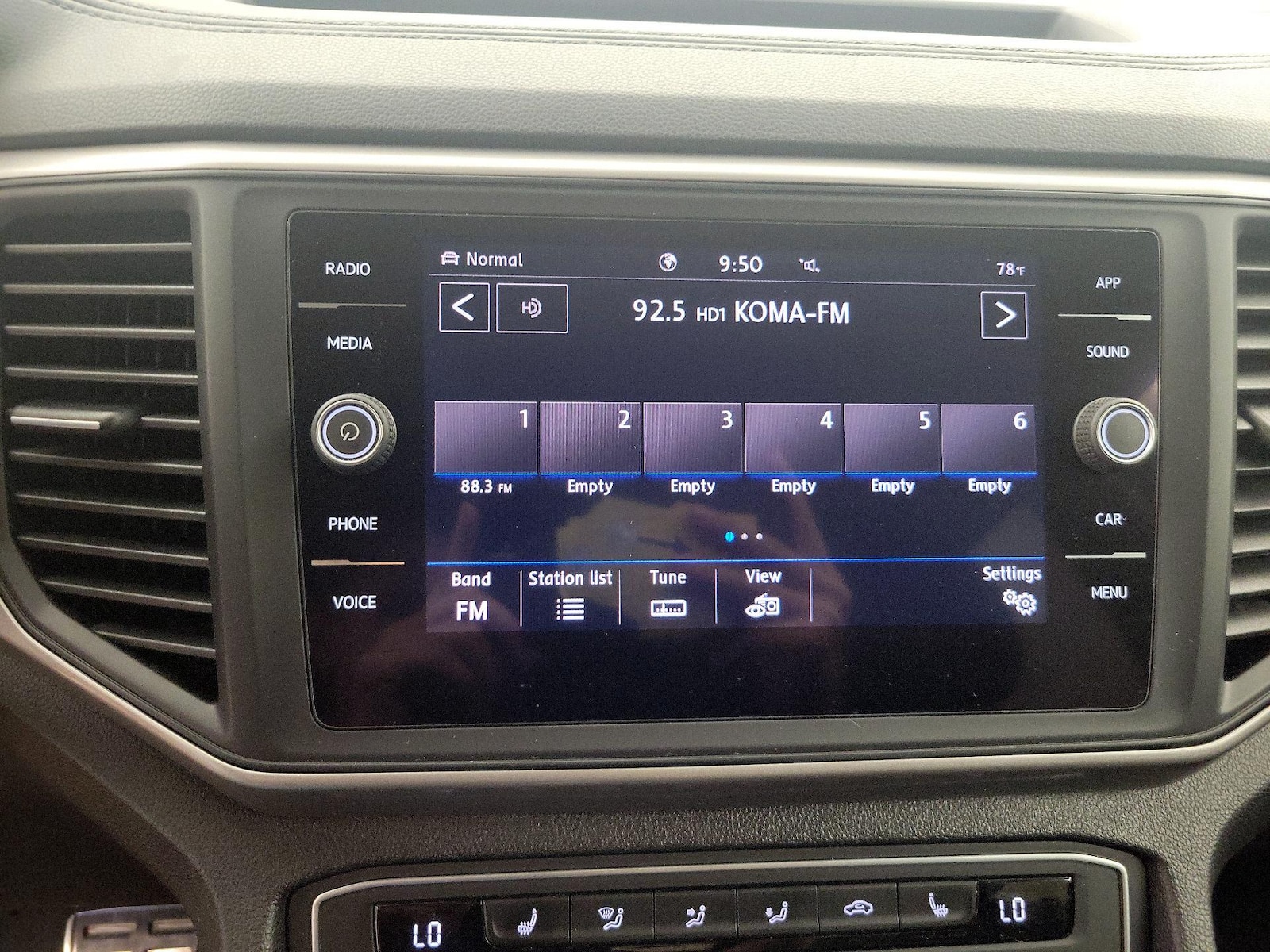 2021 Volkswagen Atlas SE w/Tech R-Line - Photo 16