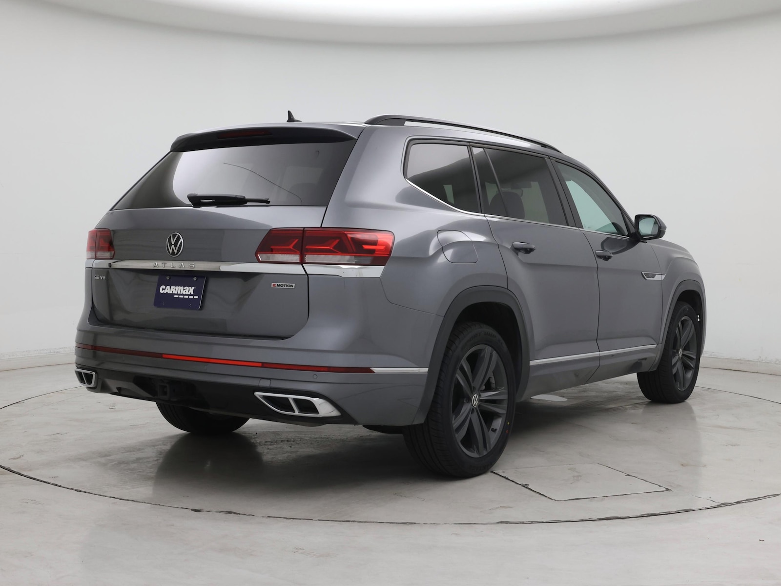 2021 Volkswagen Atlas SE w/Tech R-Line - Photo 9