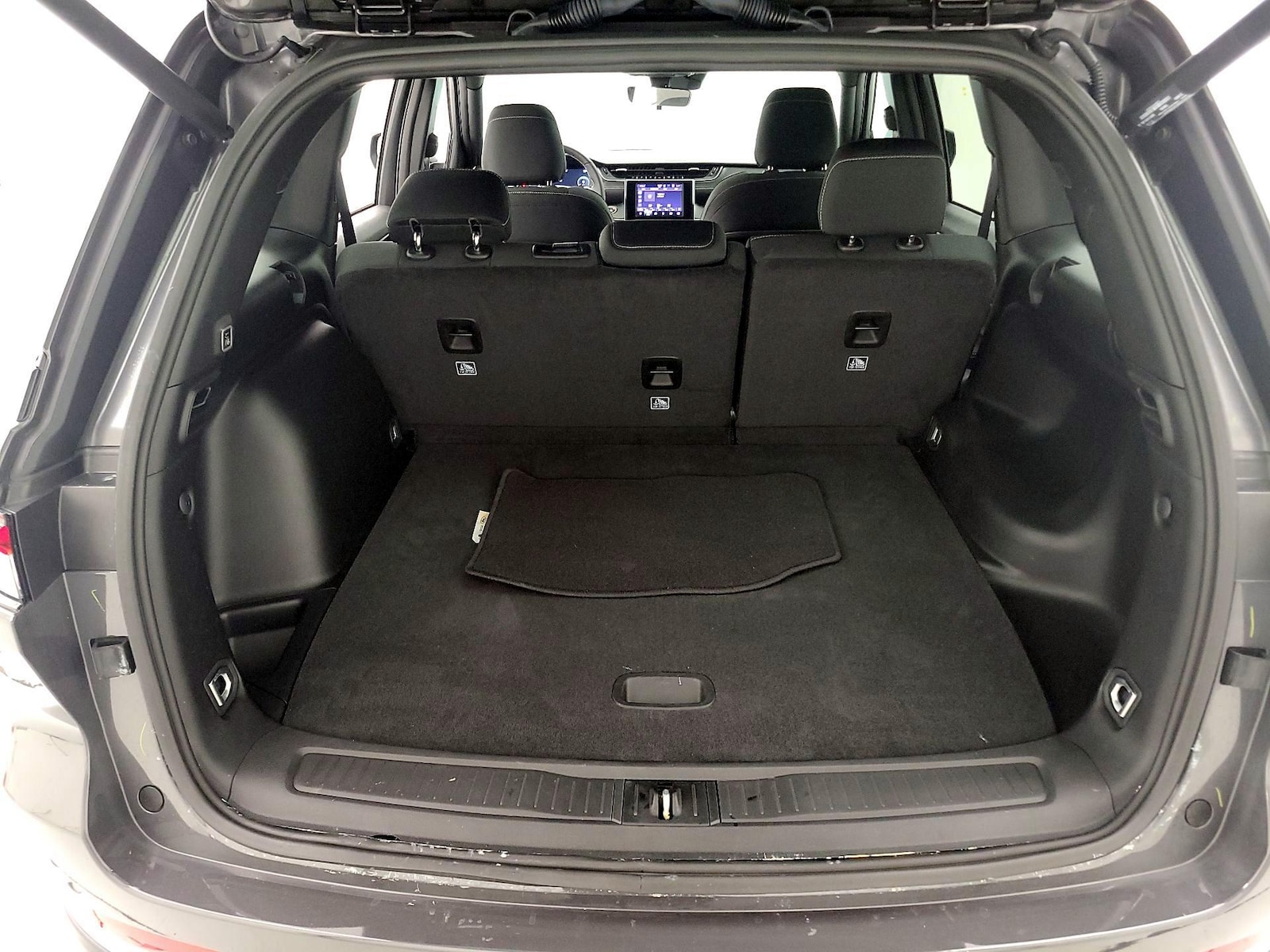 2025 Jeep Grand Cherokee Laredo - Photo 22