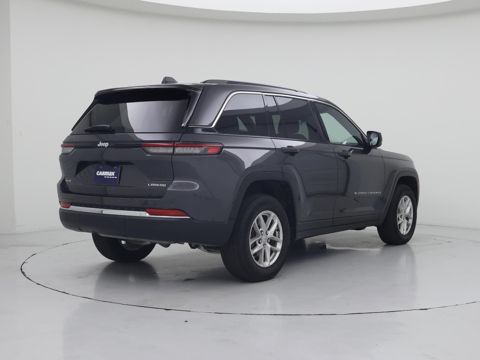 2025 Jeep Grand Cherokee Laredo - Photo 9