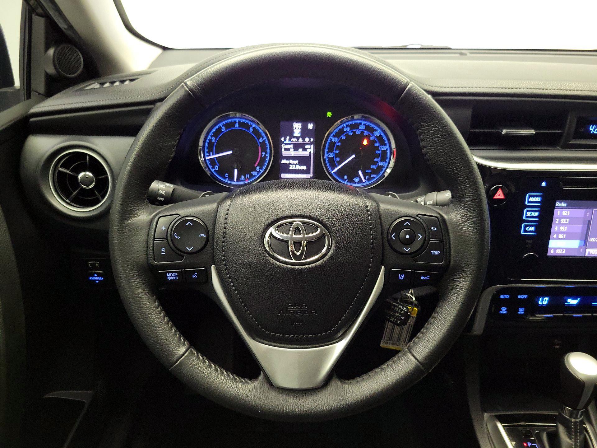 Thumbnail: 2018 Toyota Corolla - 10