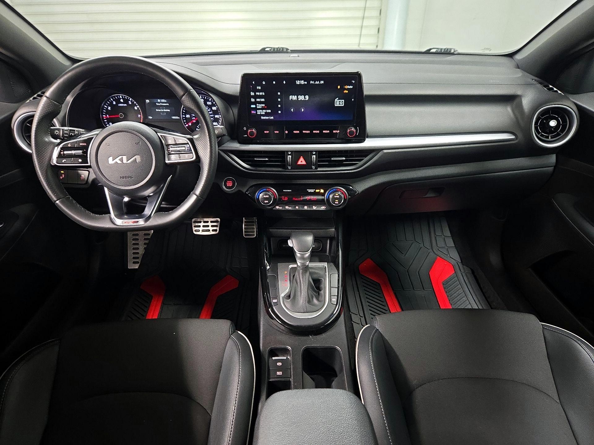 Thumbnail: 2024 Kia Forte - 9