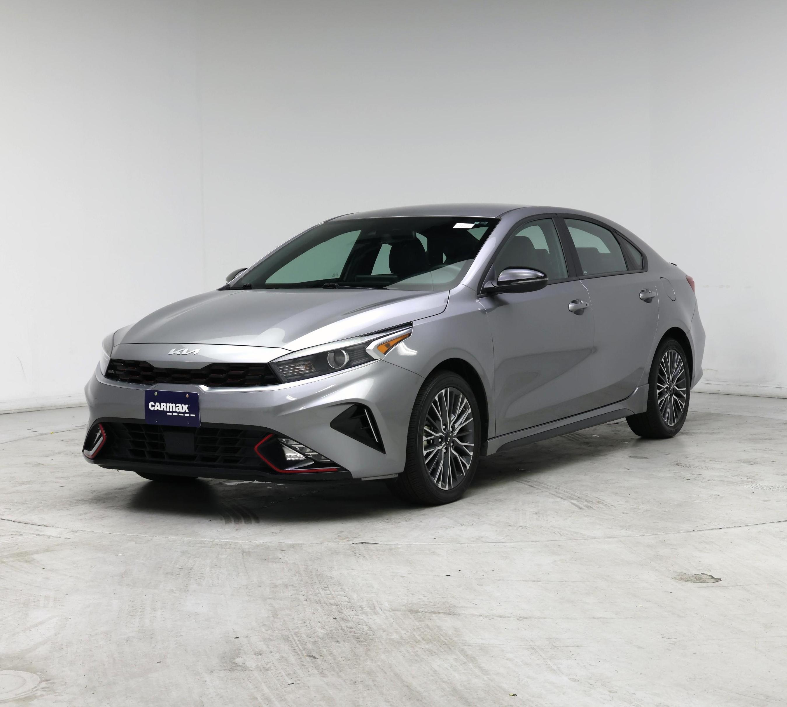 Thumbnail: 2024 Kia Forte - 4