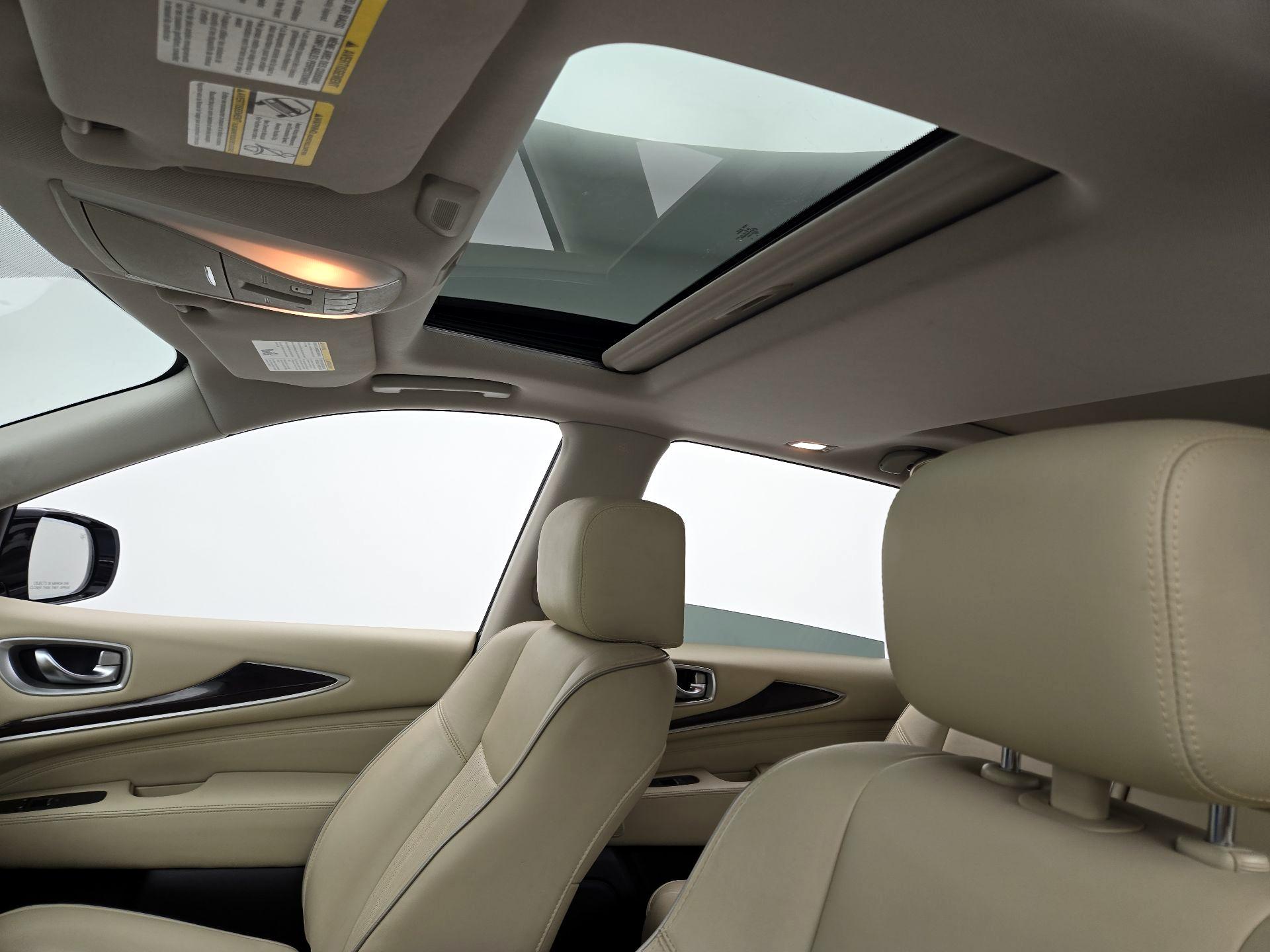 Thumbnail: 2017 INFINITI QX60 - 20