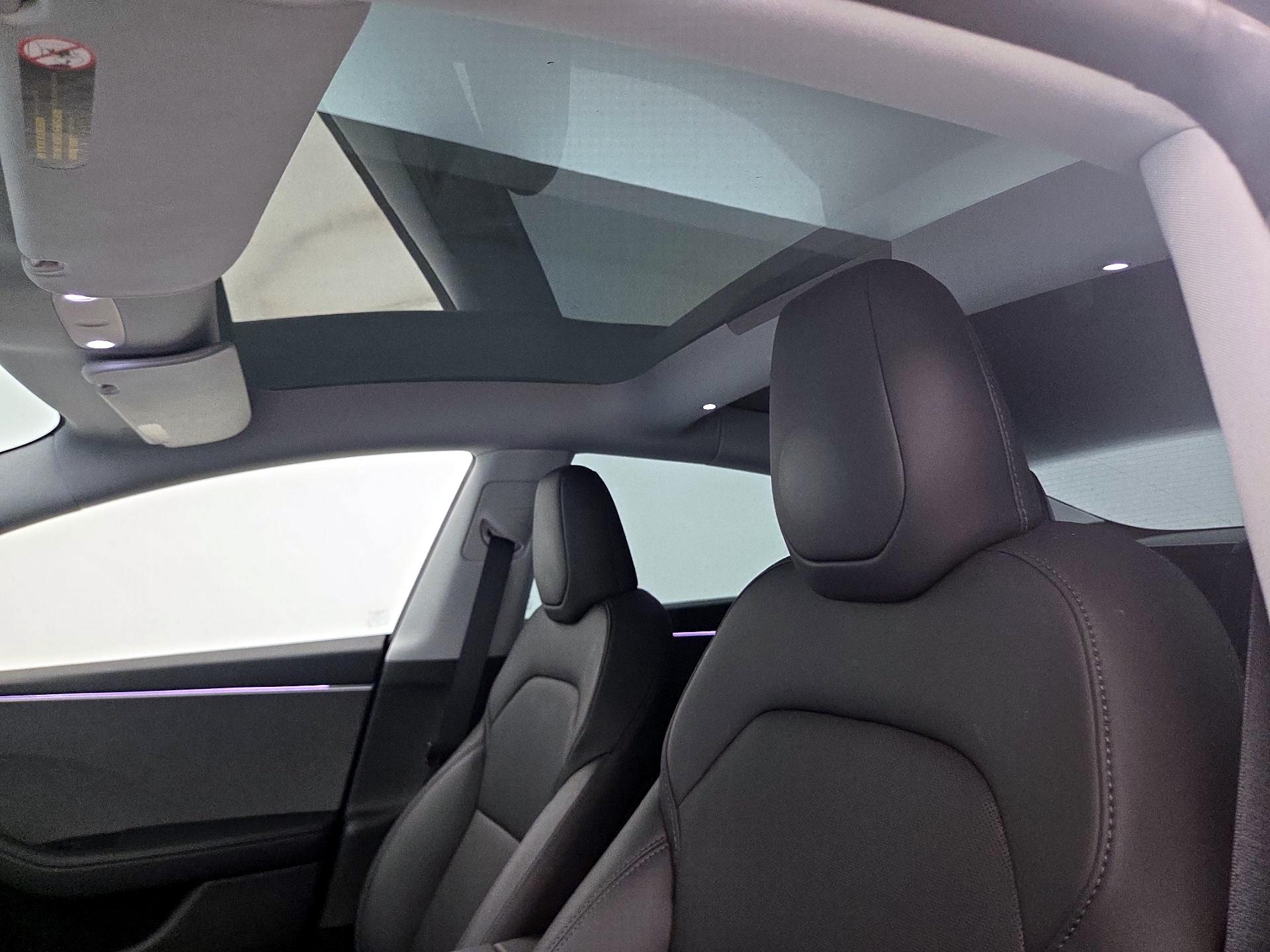 Thumbnail: 2025 Tesla Model 3 - 18