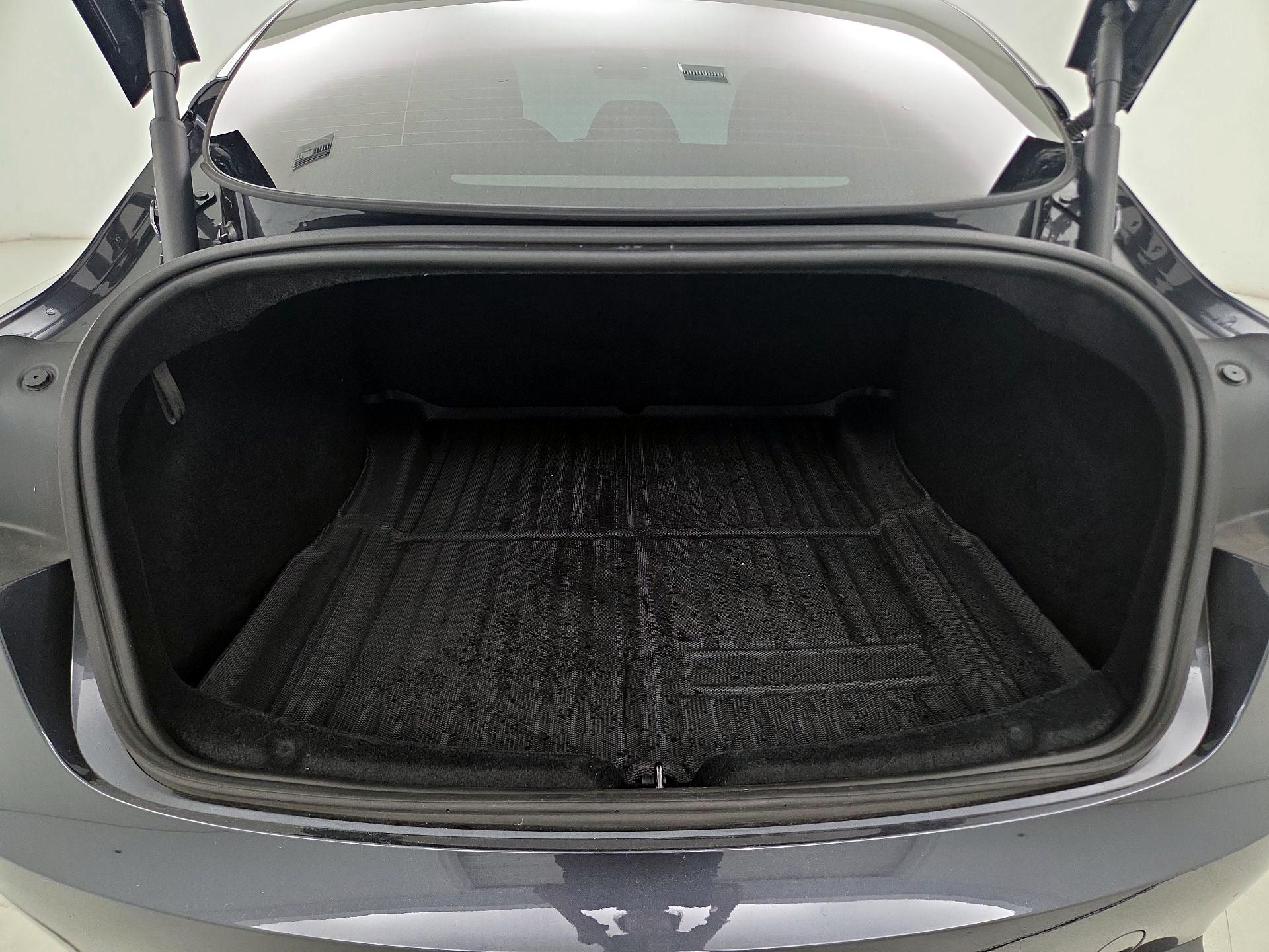 Thumbnail: 2025 Tesla Model 3 - 20
