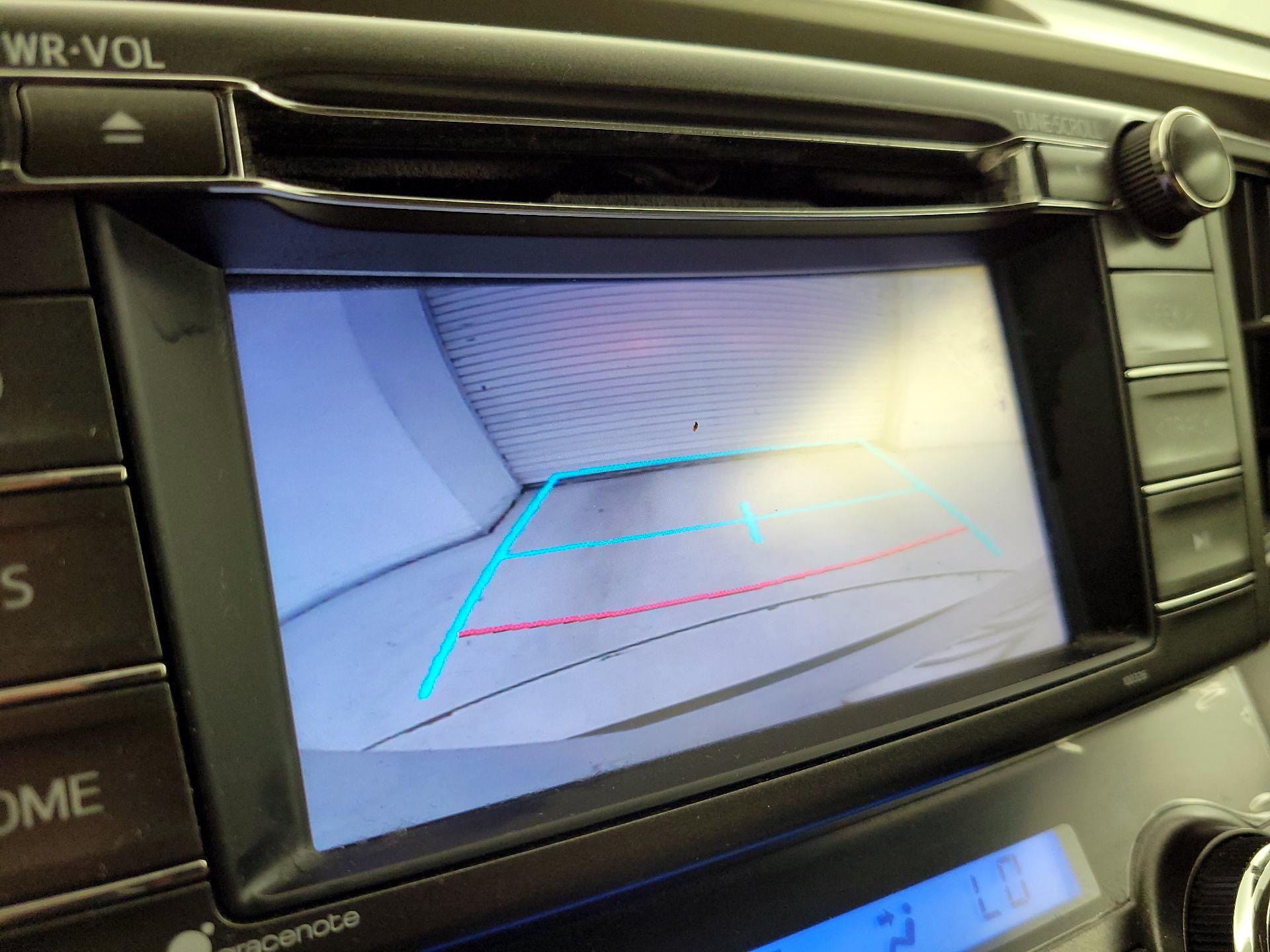 Thumbnail: 2015 Toyota RAV4 - 14