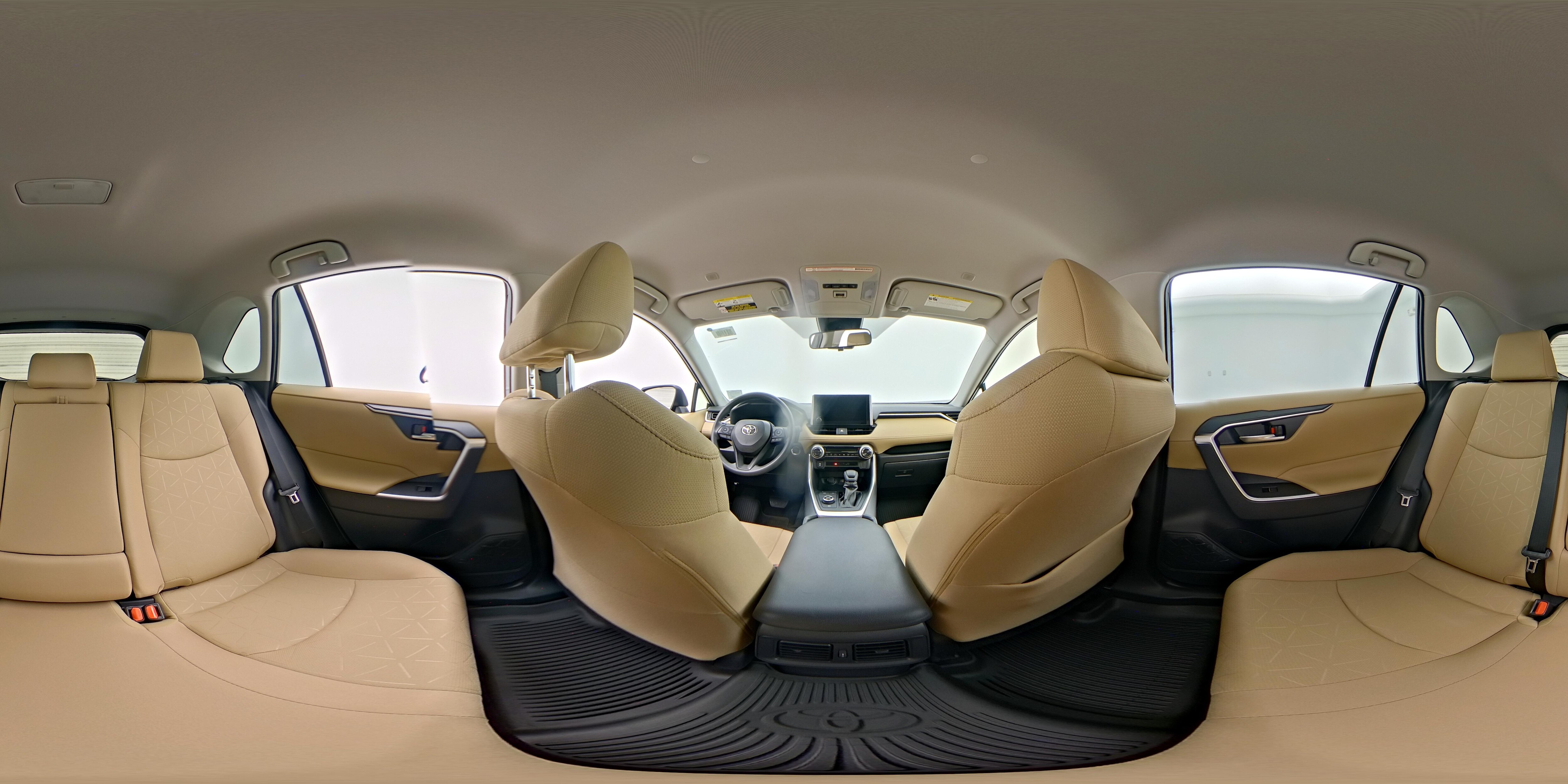 2025 Toyota RAV4 XLE - Photo 25